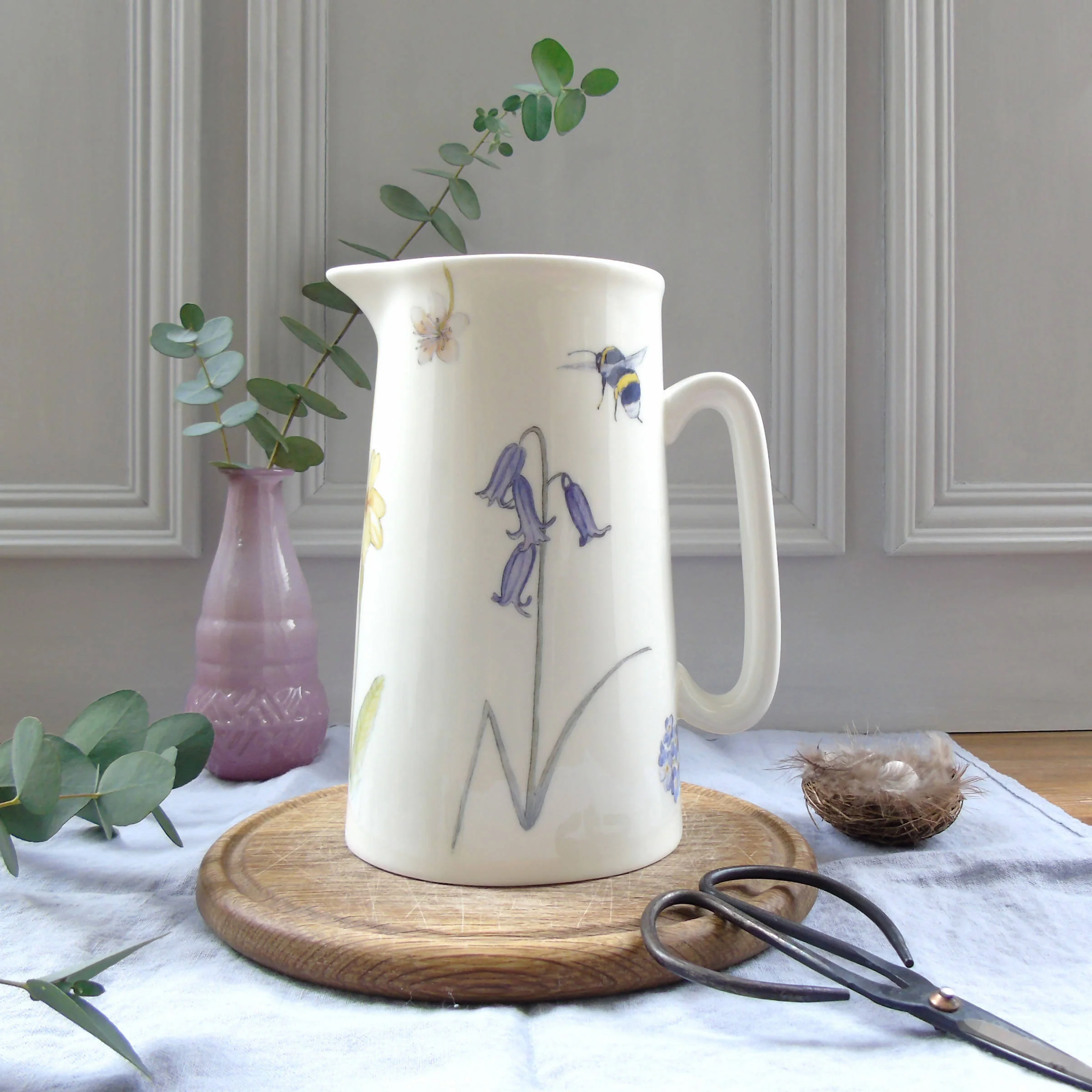 Fine bone china Spring Flower and bee Jug - Image 2