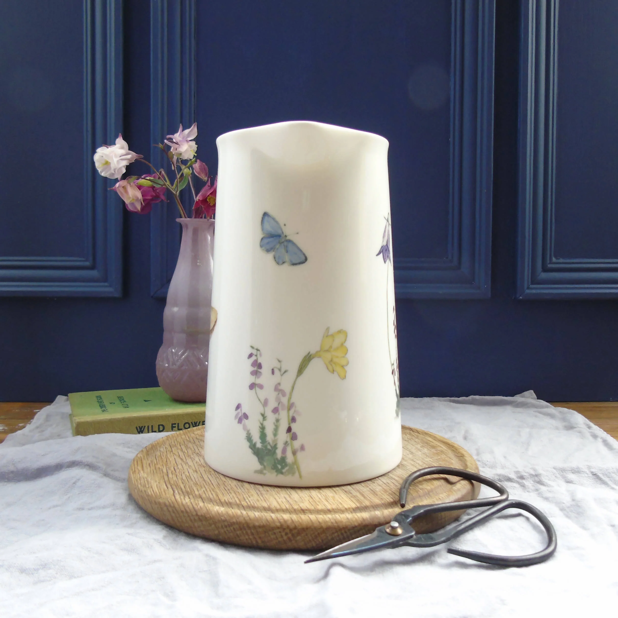 2Pint Brown Hare and Bell Heather Jug - Image 2