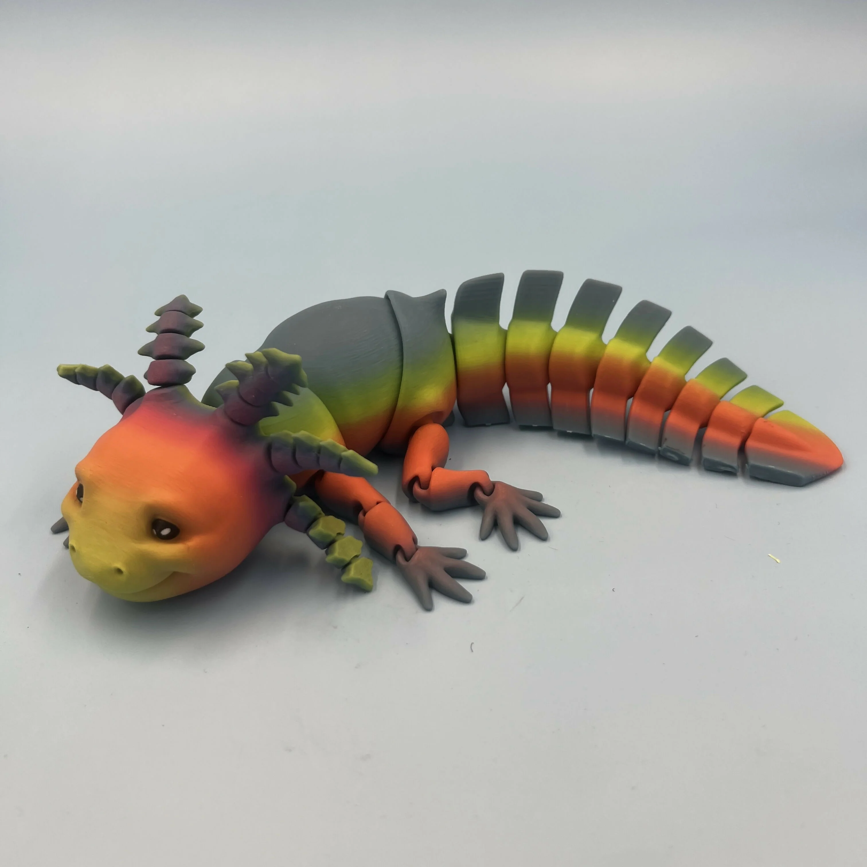 3D Printed LARGE: Articulated Sensory Fidget Animals friends Axolotl (Rainbow Green/Pink/Blue ) 25cm - Image 6