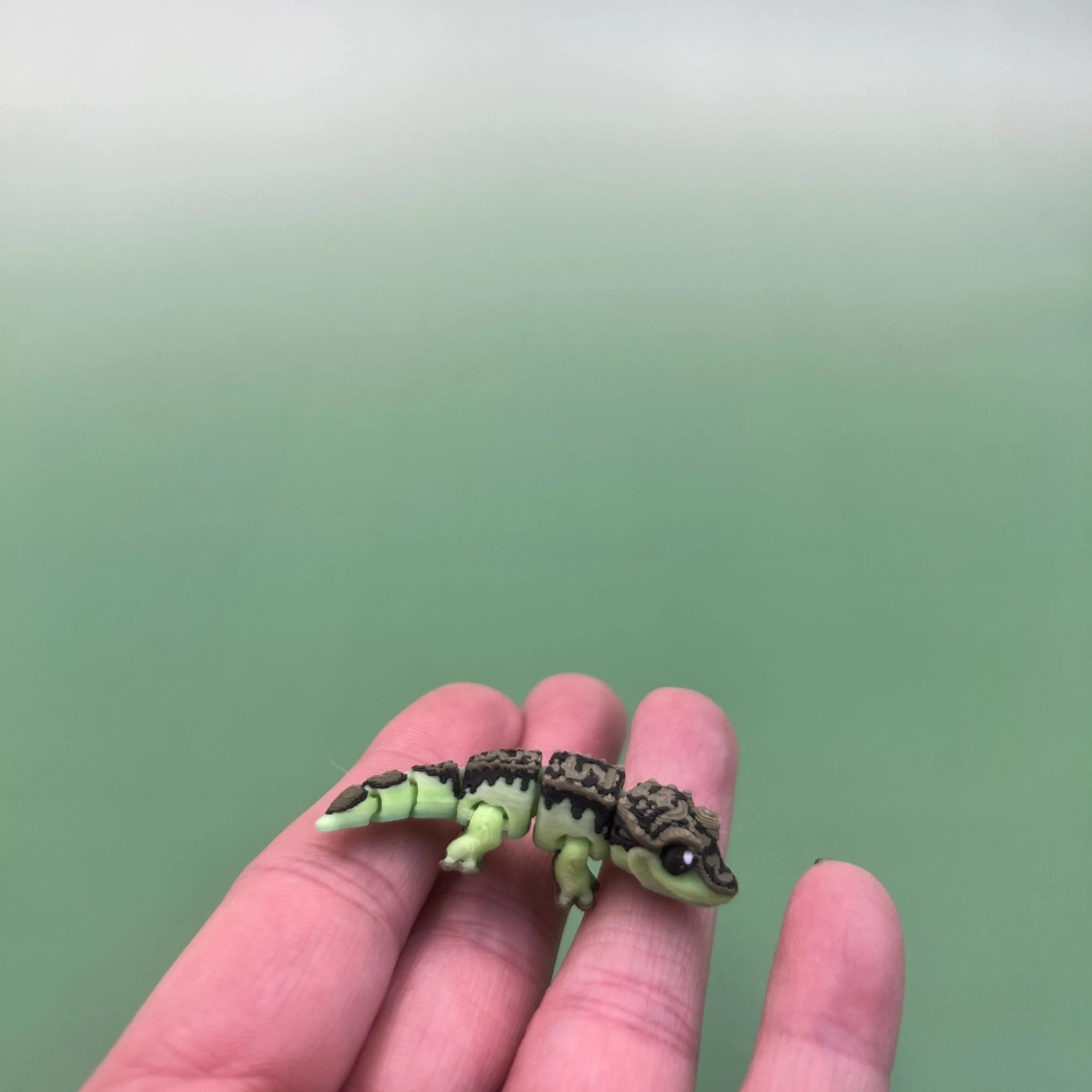 3D Printed Micro Miniatures: Articulated Sensory Fidget Animals friends, Lizards, Hammerhead Shark, Rabbits, Jackalopes 4-5cm - Image 6
