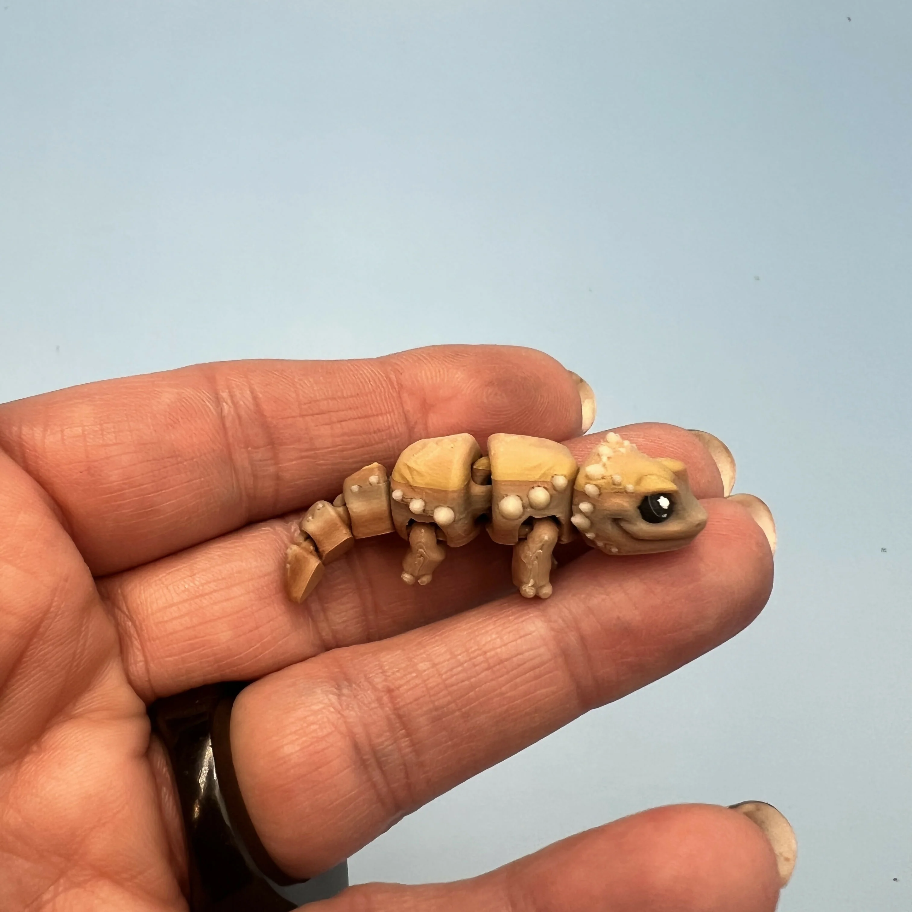 3D Printed Micro Miniatures: Articulated Sensory Fidget Animals friends, Lizards, Hammerhead Shark, Rabbits, Jackalopes 4-5cm - Image 7