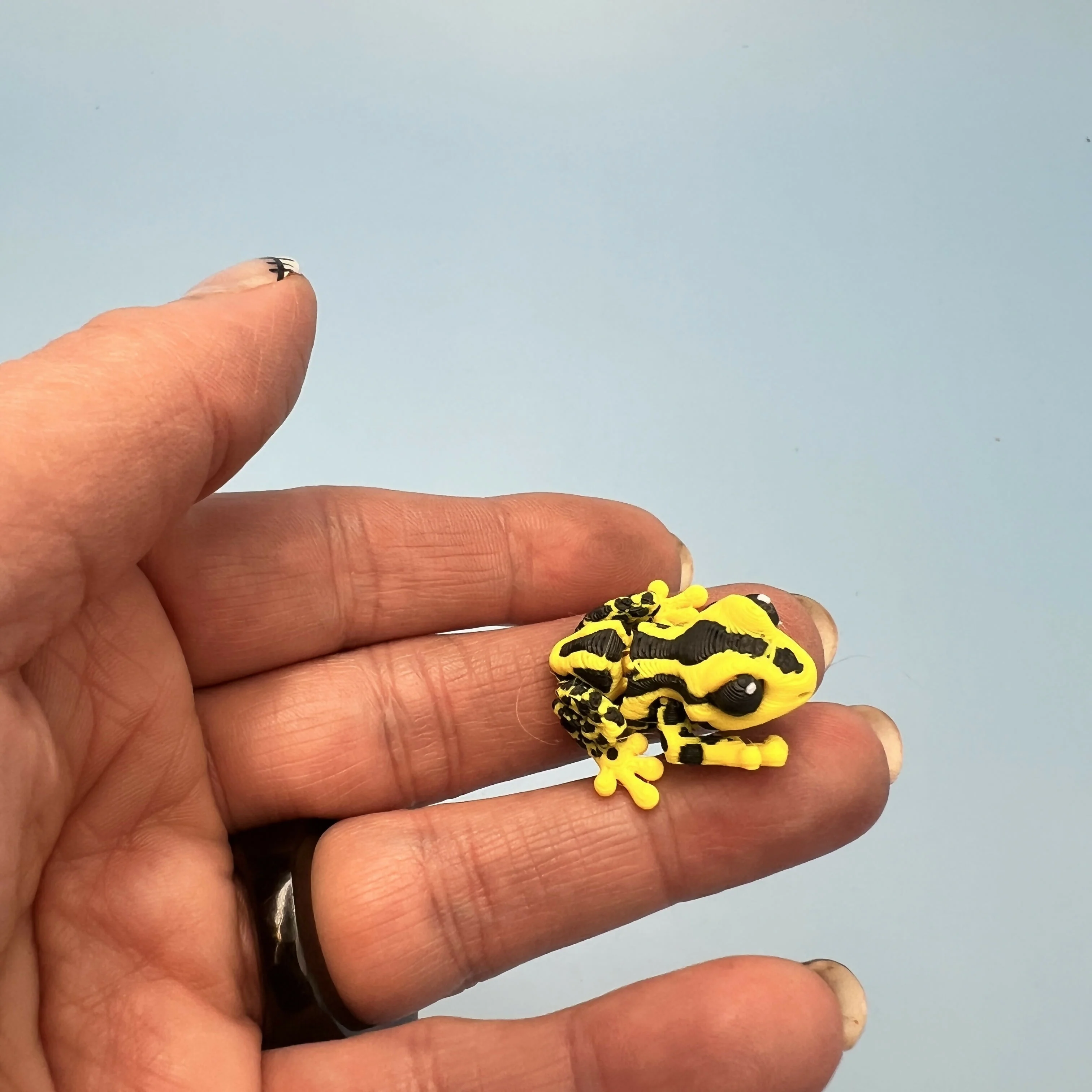 3D Printed Micro Miniatures: Articulated Sensory Fidget Animals friends Tree Frogs & dart frogs 3-4cm - Image 2