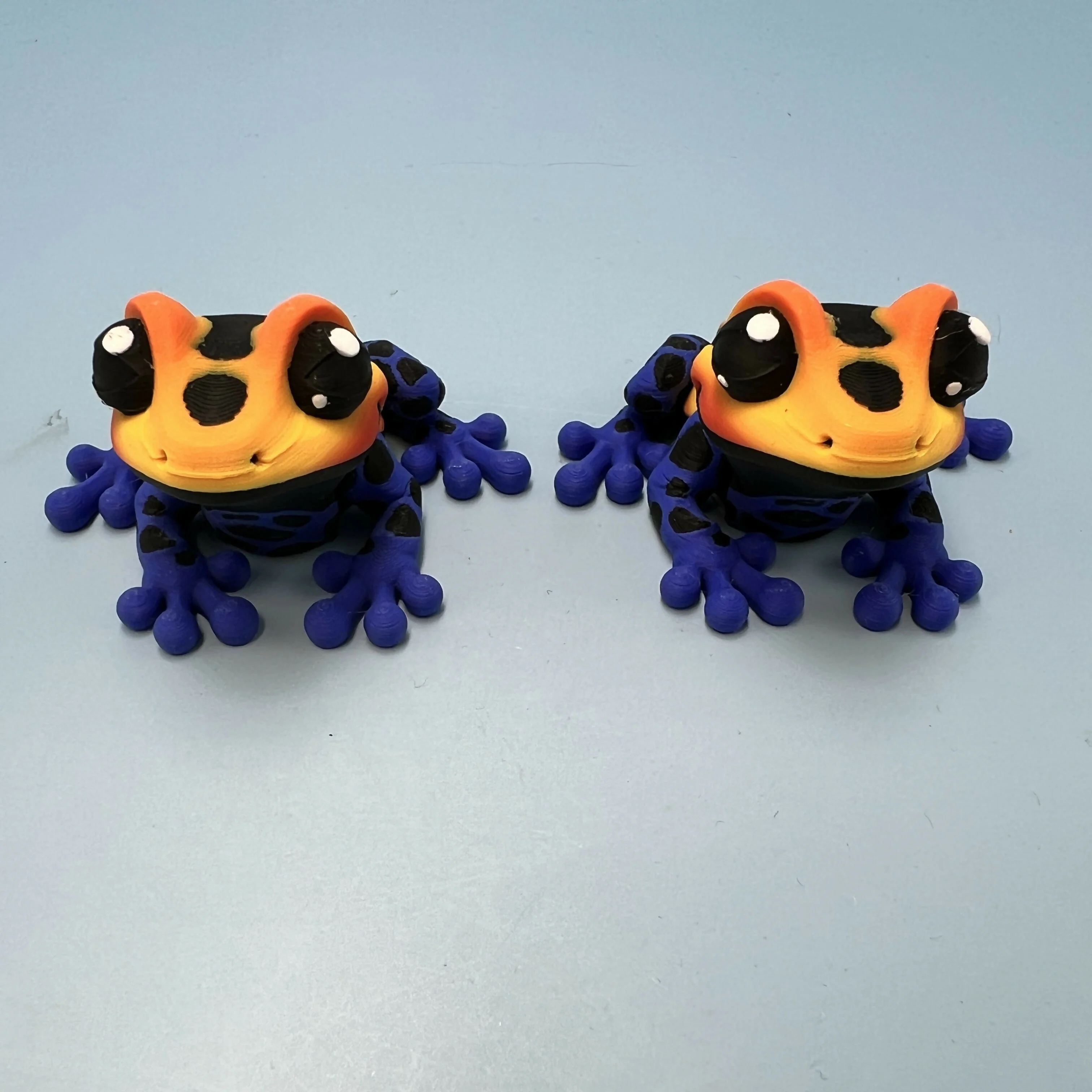 3D Printed SMALL: Articulated Sensory Fidget Animal friends Dart Frog 5cm - Image 2