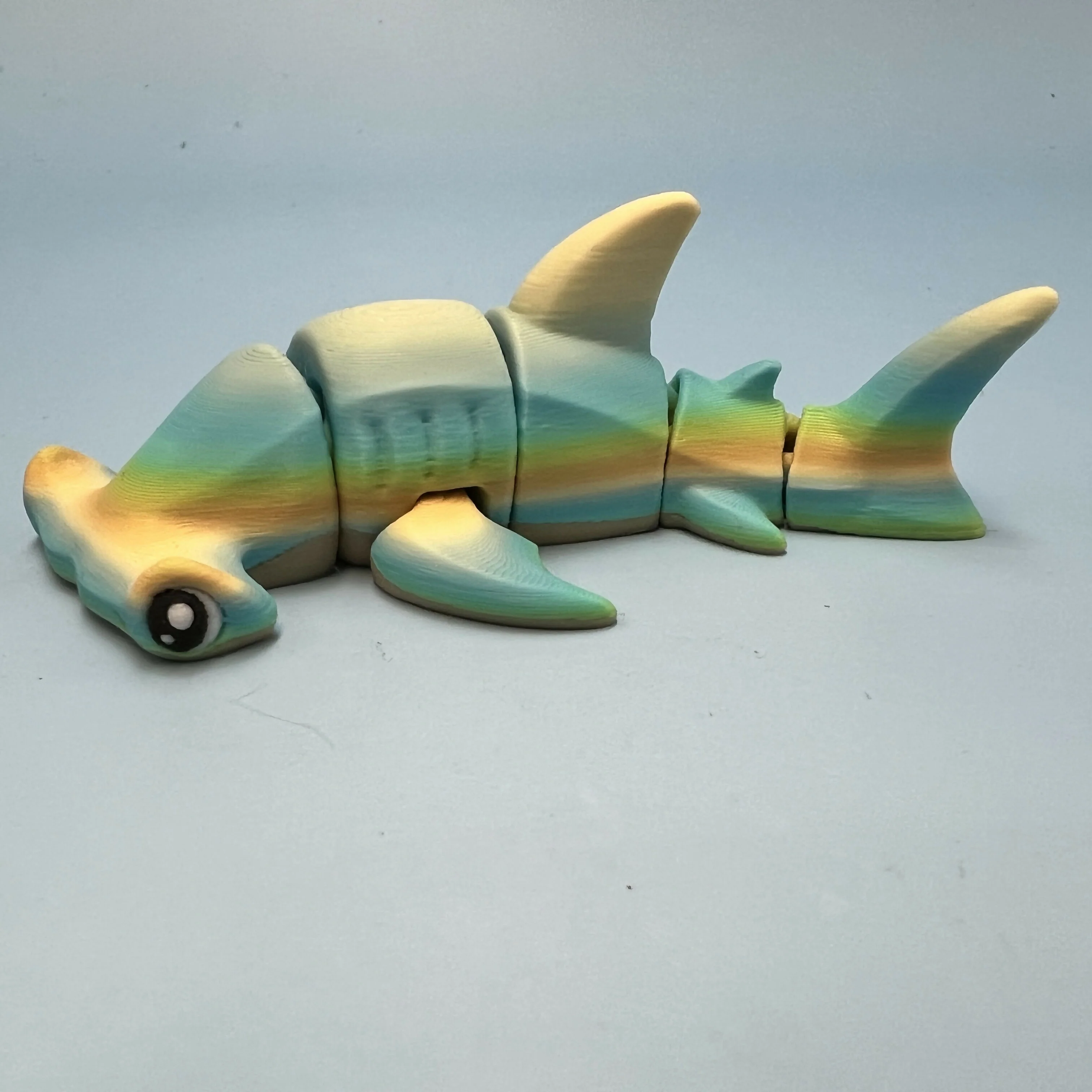 3D Printed SMALL: Articulated Sensory Fidget Animal friends Hammerhead Shark (Blue/Green/Beige & Grey) 9cm - Image 3