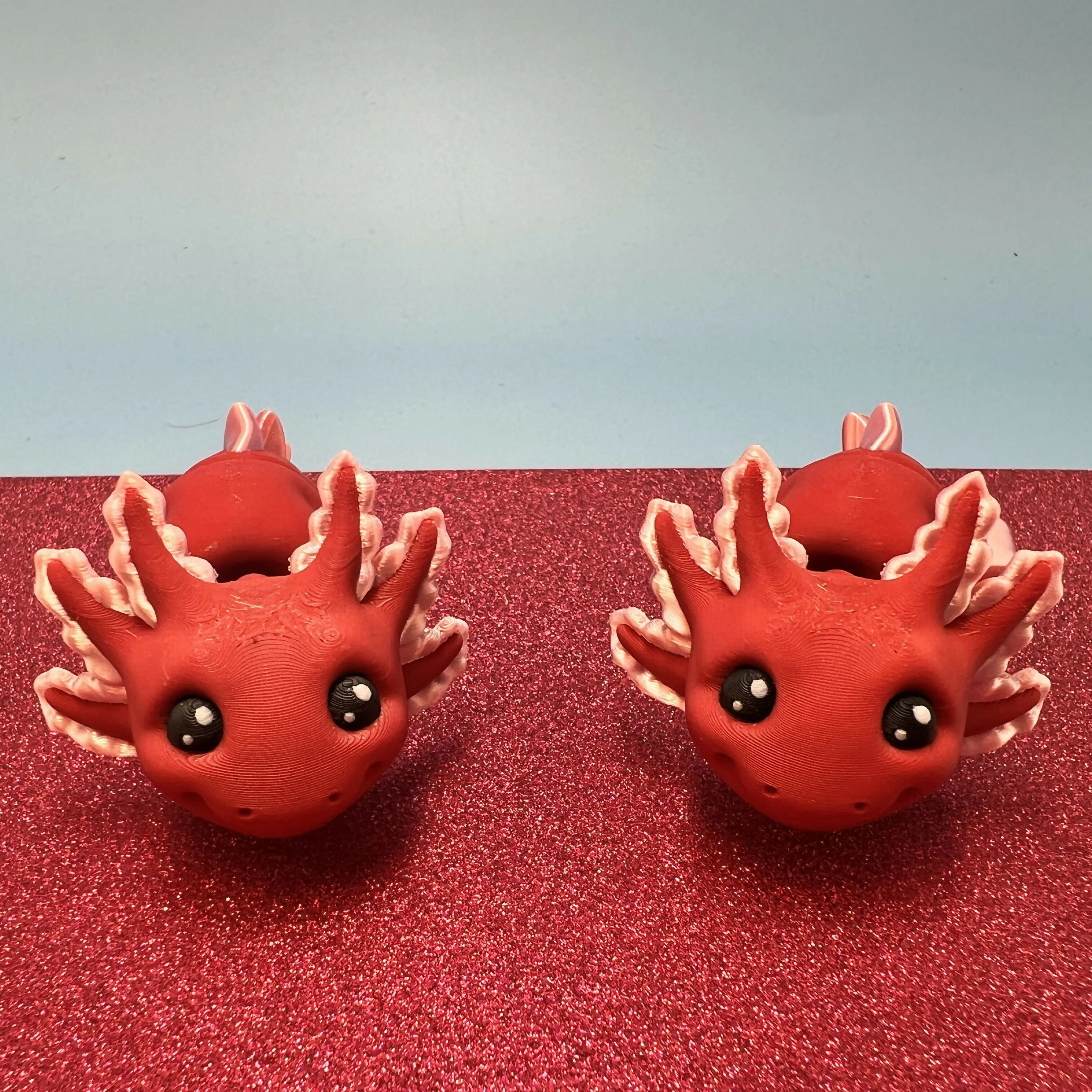 3D Printed SMALL: Articulated Sensory Fidget Animals friends Axolotl (Black/Red) 11cm - Image 4
