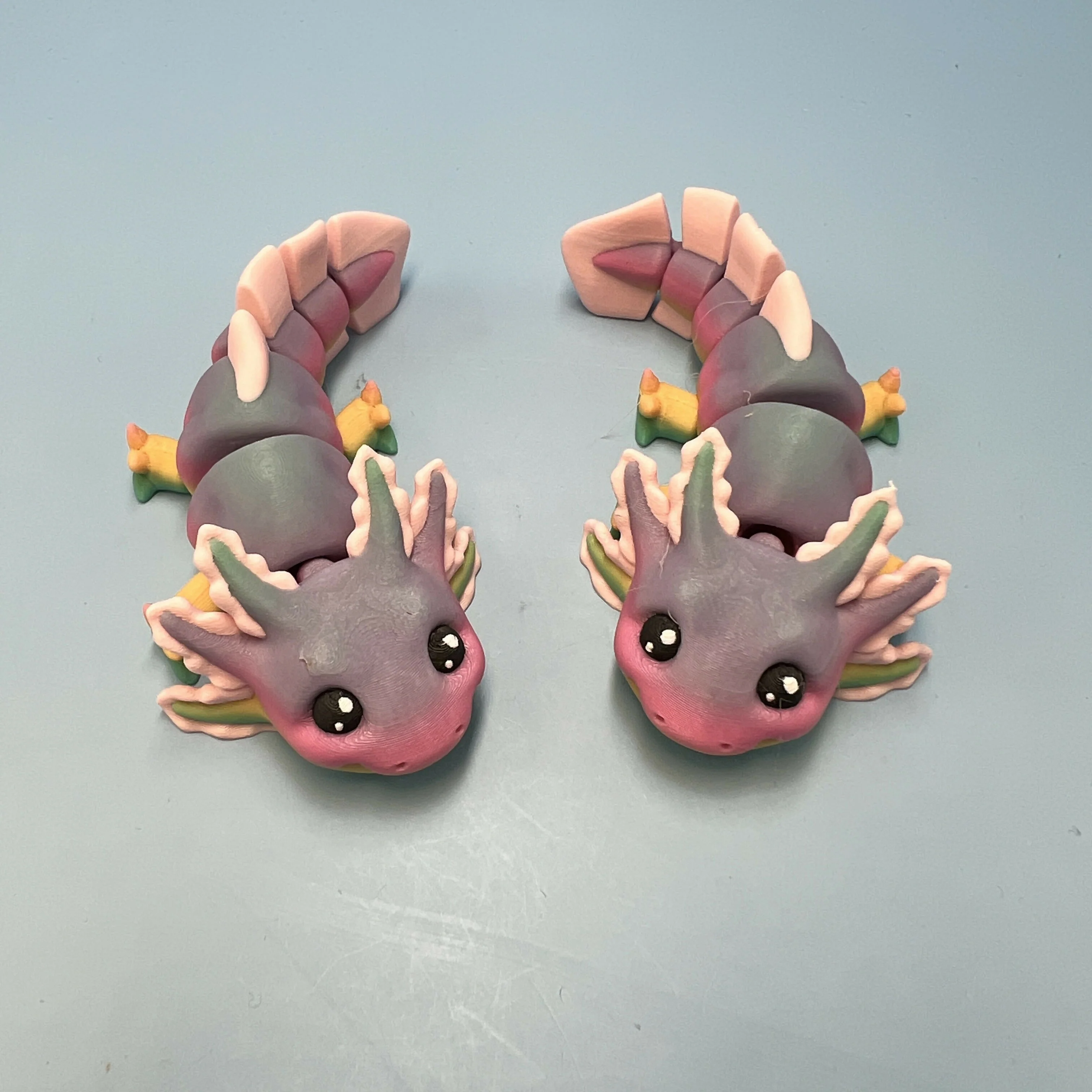 3D Printed SMALL: Articulated Sensory Fidget Animals friends Axolotl (Rainbow Candy / Pink) 11cm