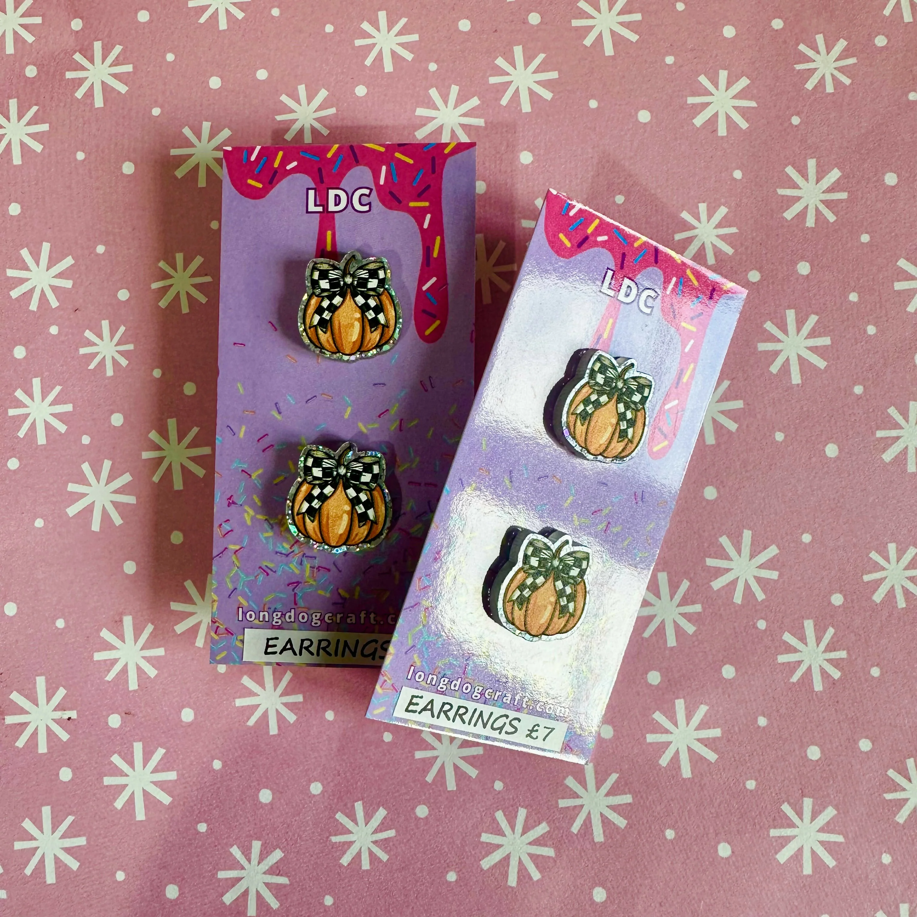 Acrylic Checker Bow Pumpkin Stud Earrings - Image 3