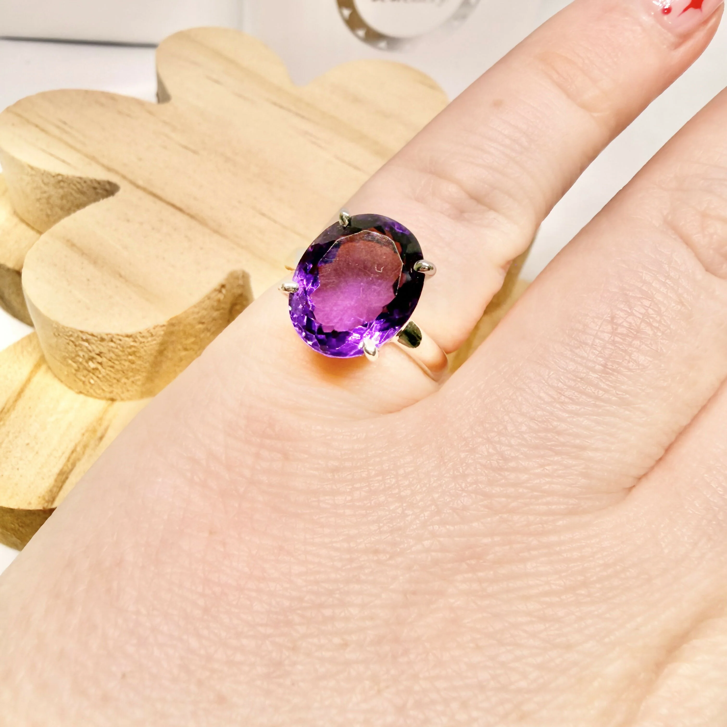 AMETHYST OVAL RING SIZE N - Image 3
