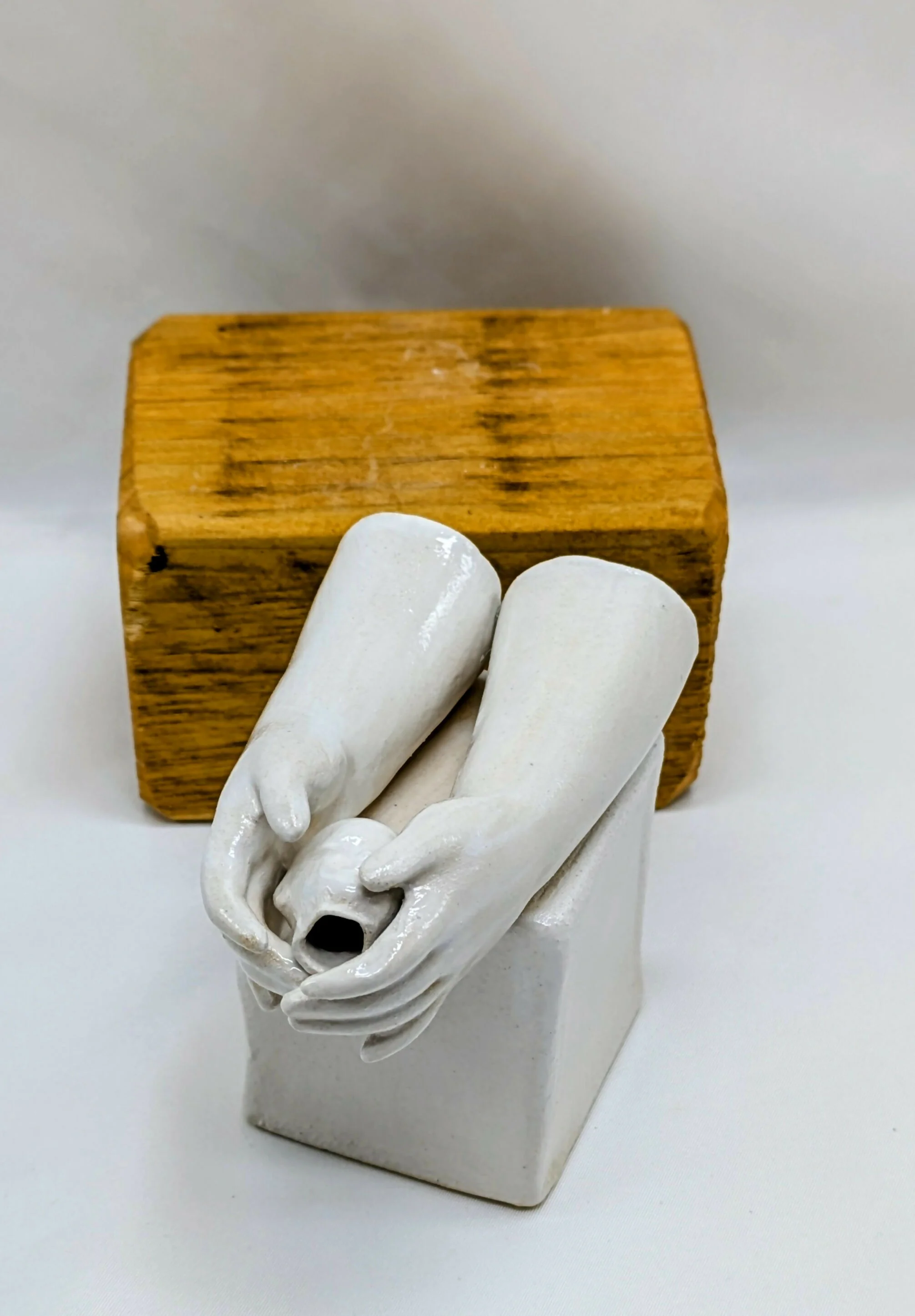 Balance Head in Hands Ceramic Sculpture - Image 2