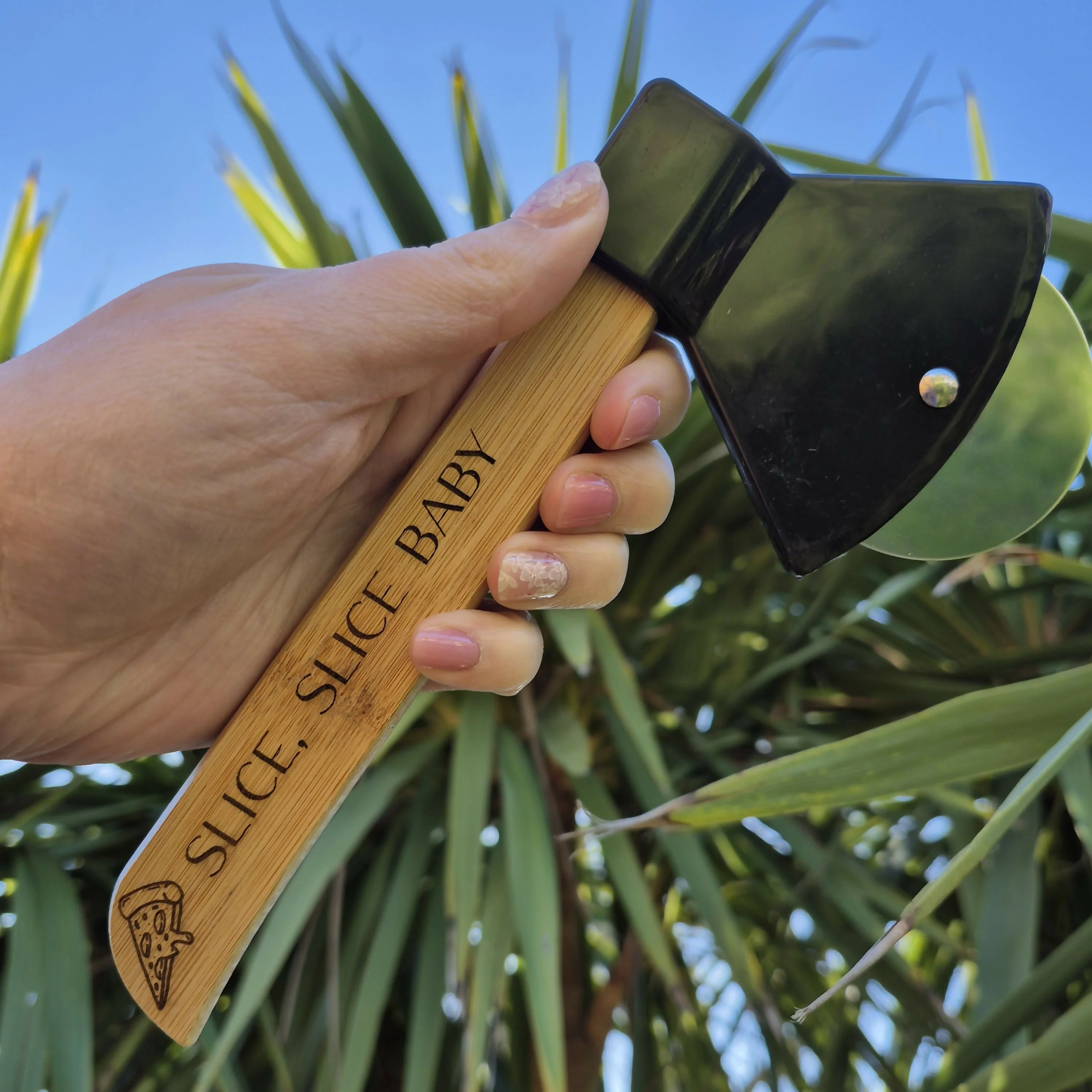 Bamboo Axed Shaped Pizza Cutter - Slice Slice Baby - Image 2
