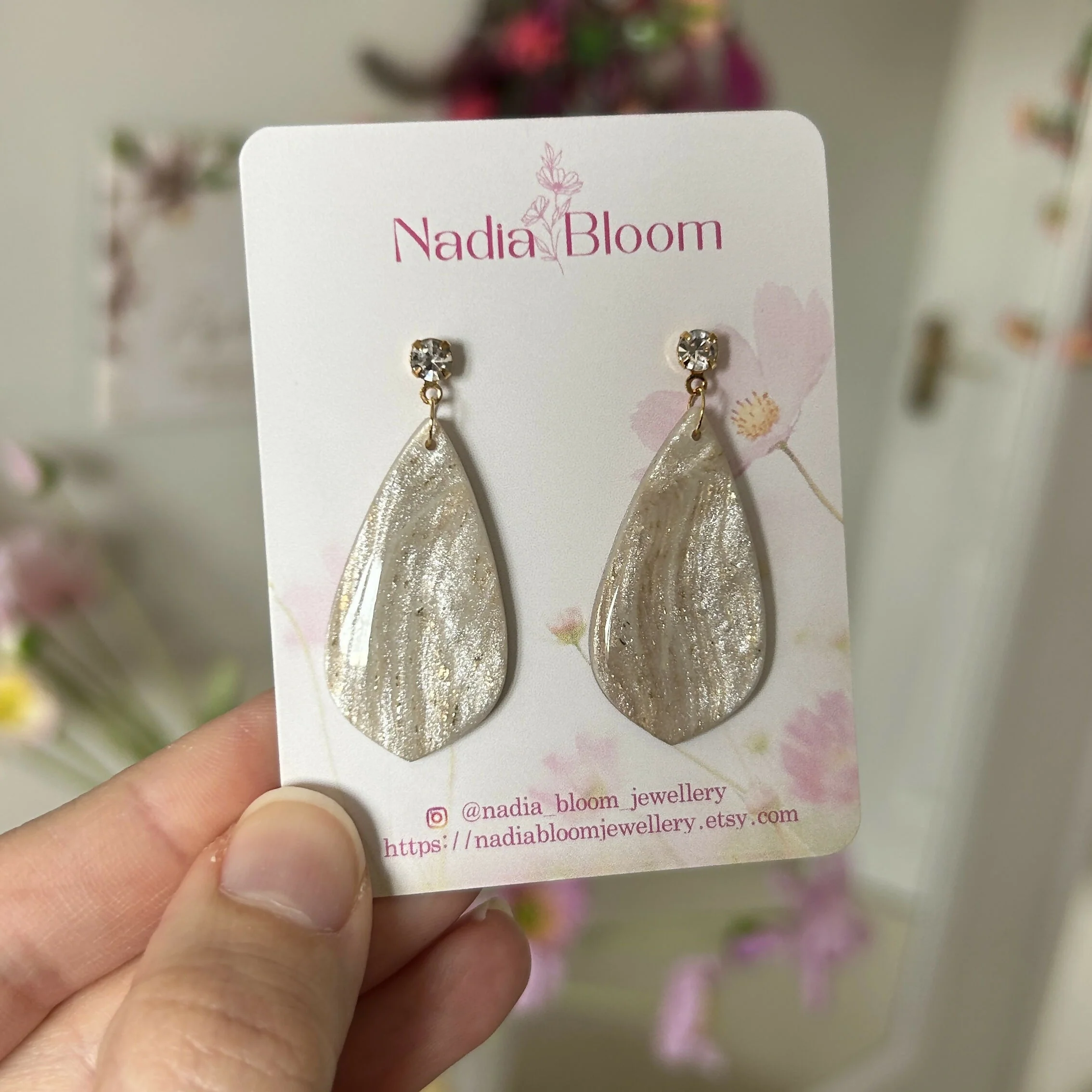 Beige Marble Pattern Earrings - Image 2