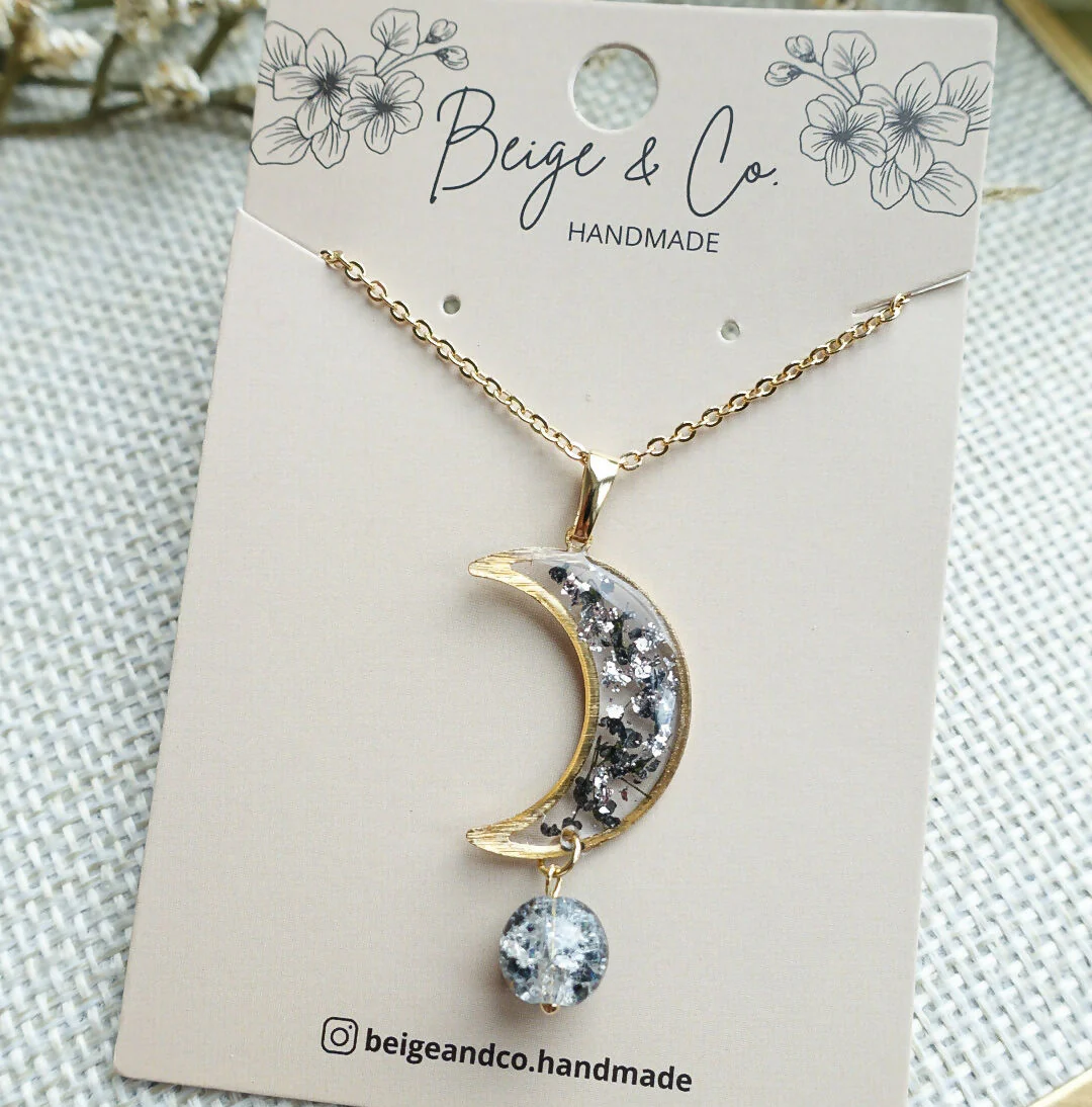 Black Moon Real Flower Necklace