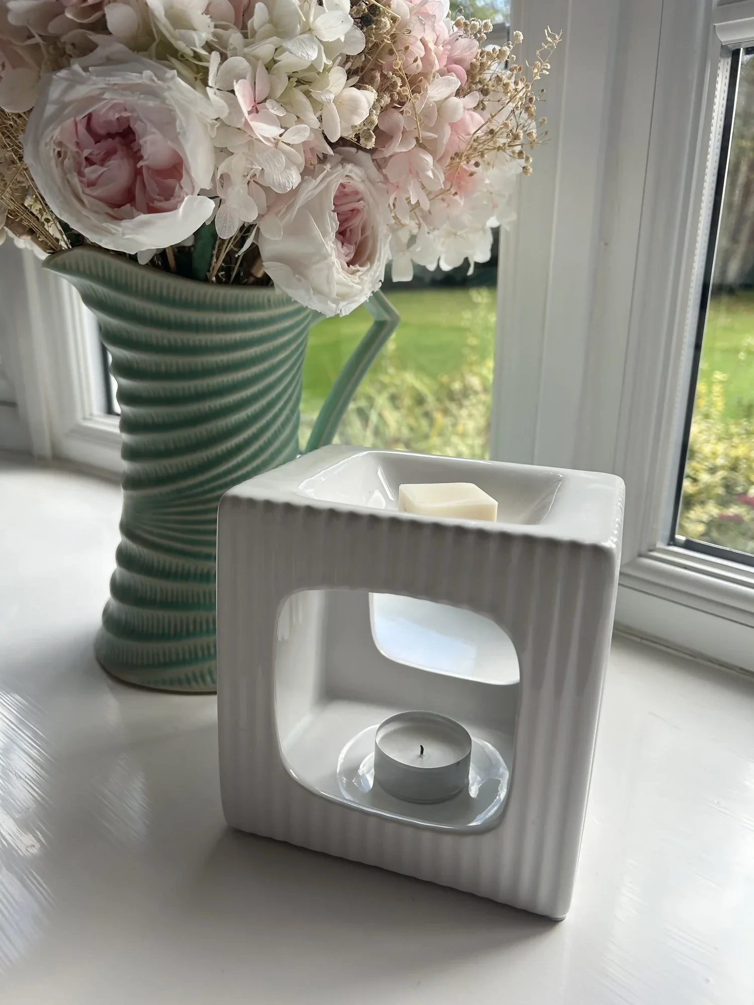 BLACK POMEGRANATE SOY WAX MELTS