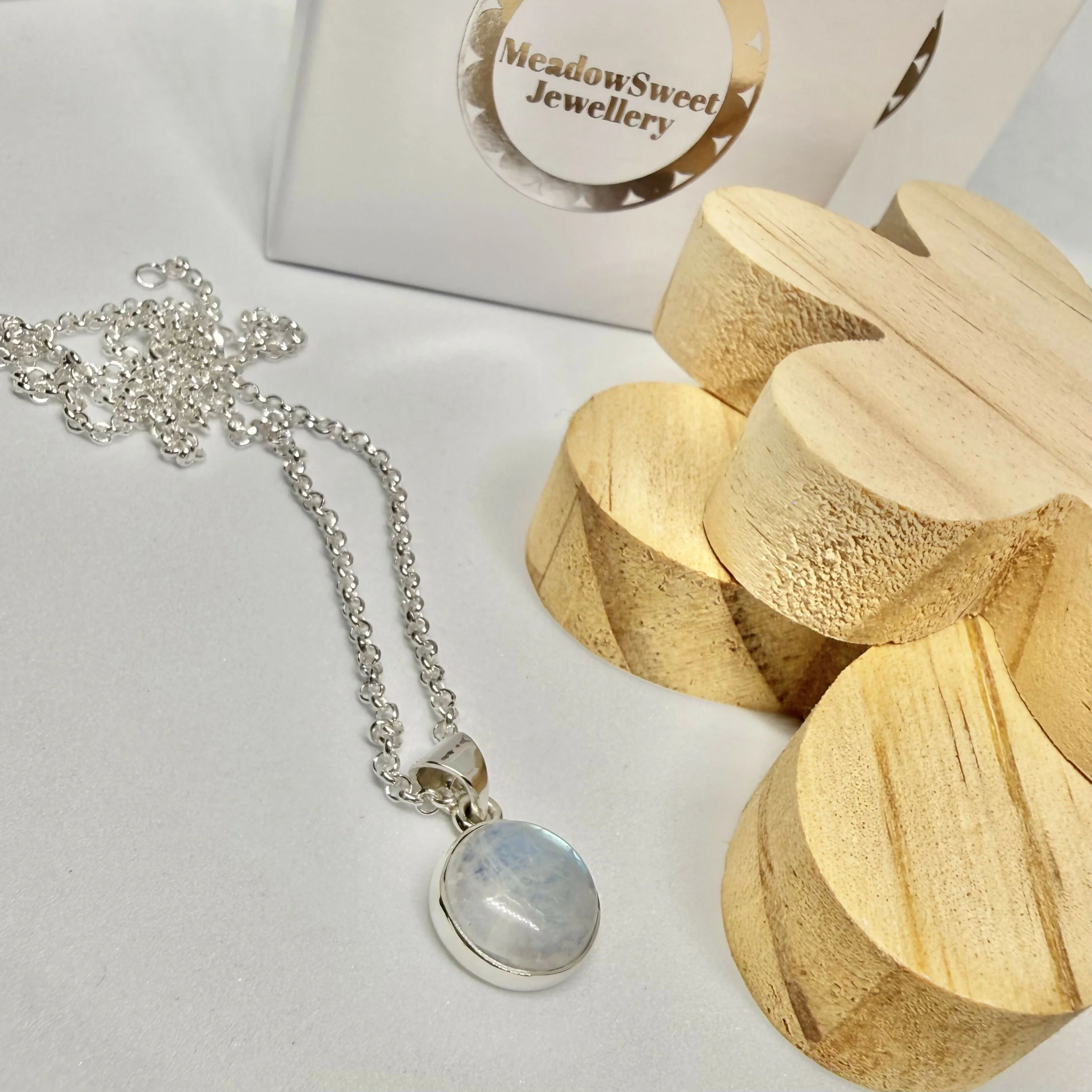 BLUE MOONSTONE NECKLACE - Image 2