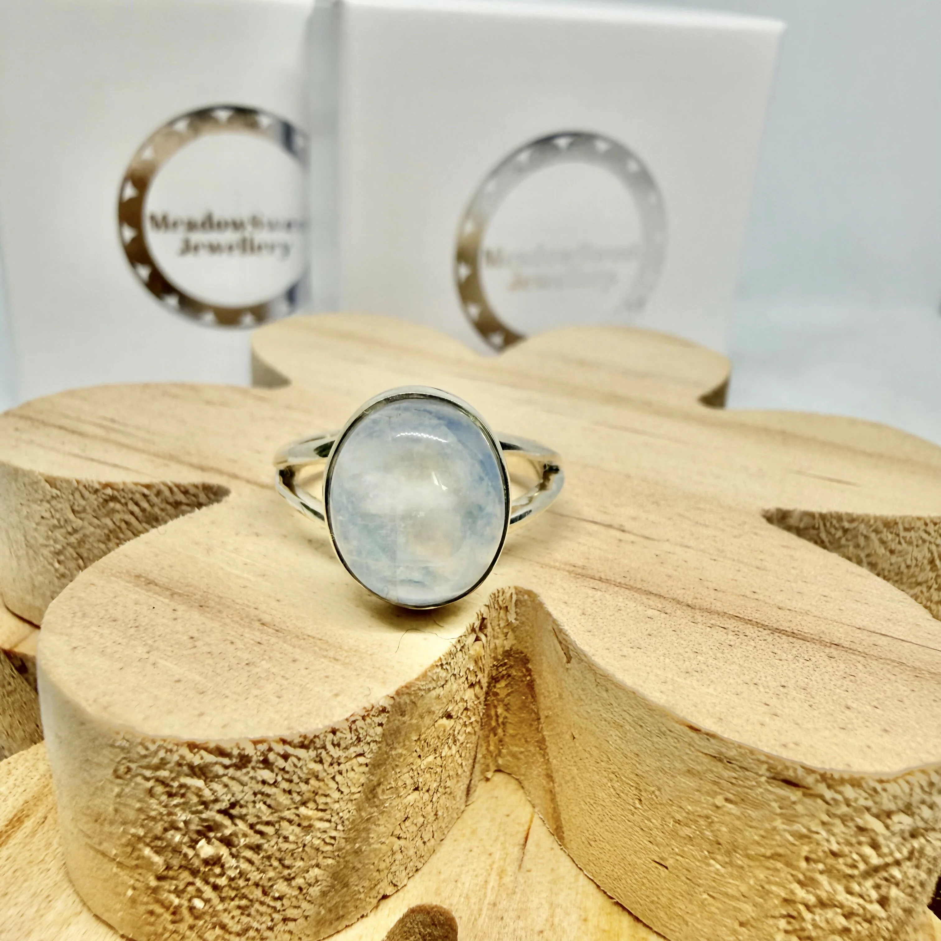 BLUE MOONSTONE RING SIZE N