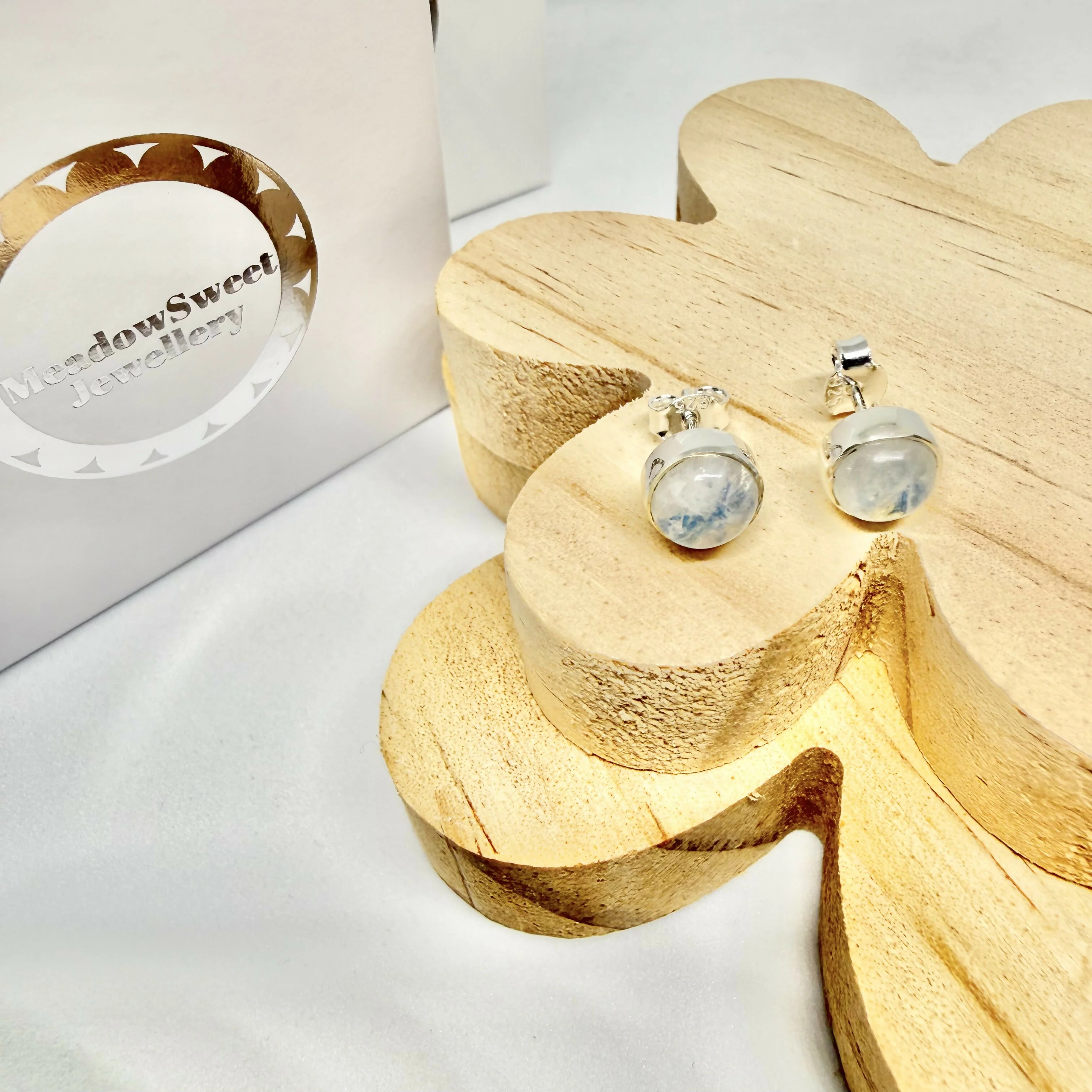 BLUE MOONSTONE STUD EARRINGS - Image 2