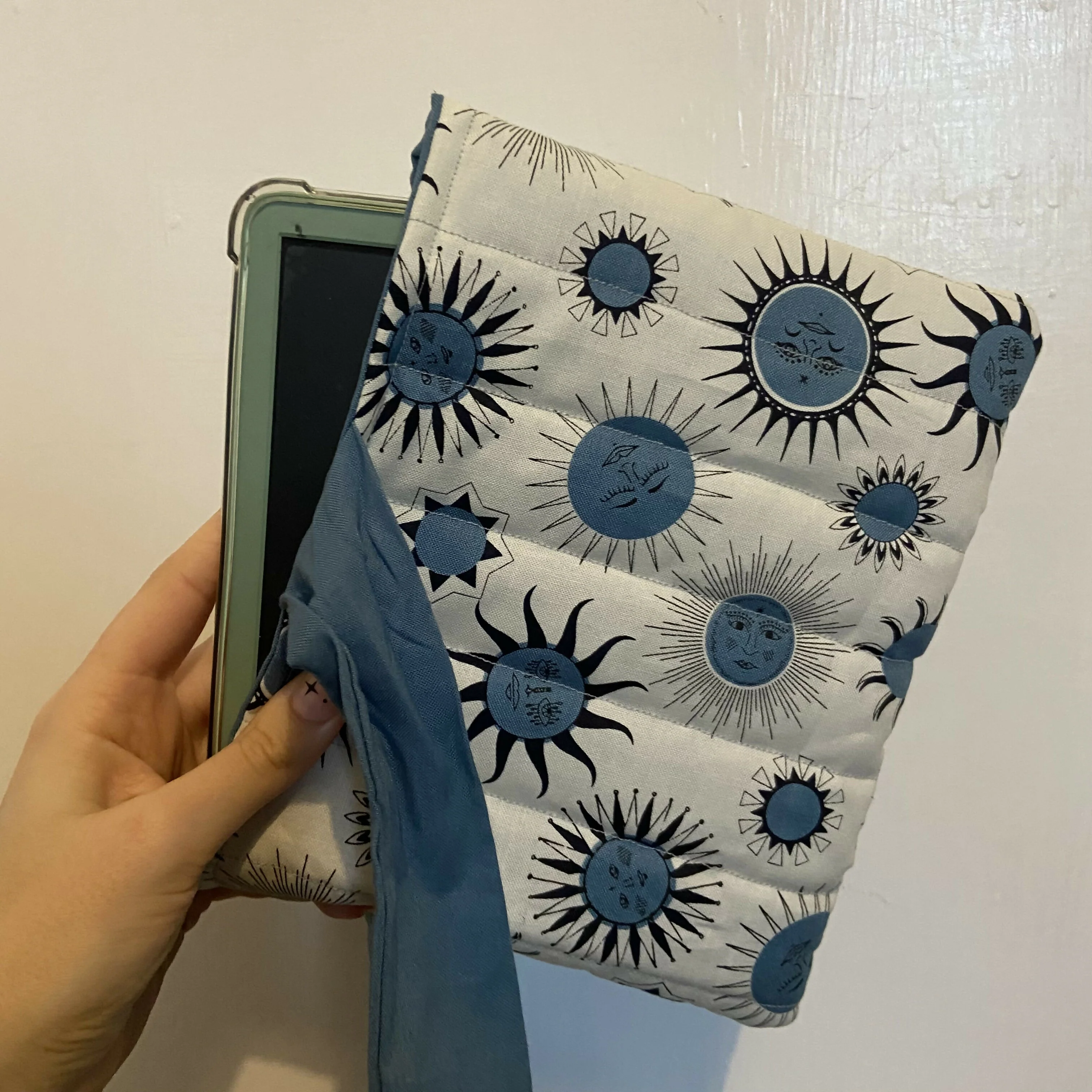 Blue Sun Print Kindle Pouch - Image 3