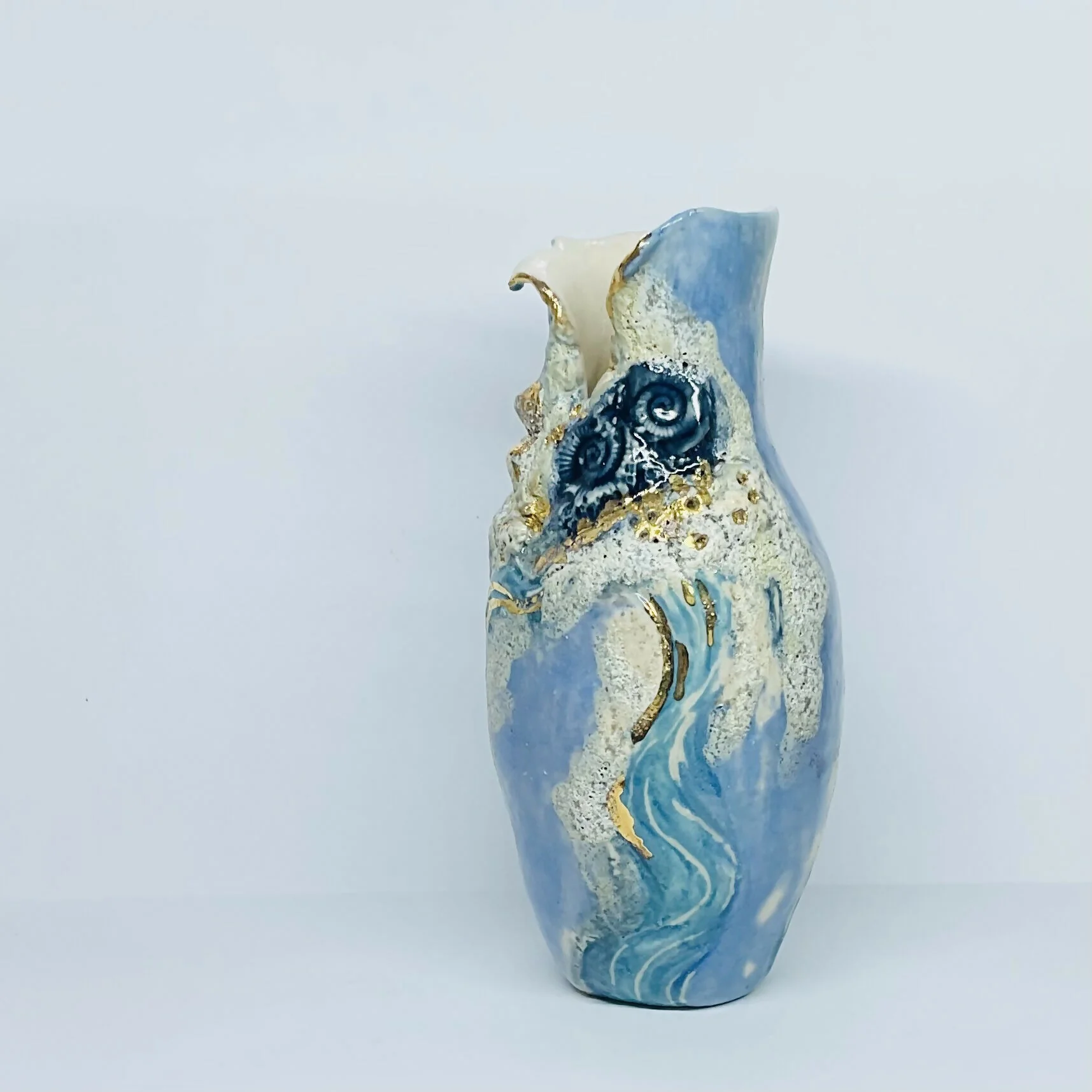 Blue Vase with Gold Lustre Effects - Image 3