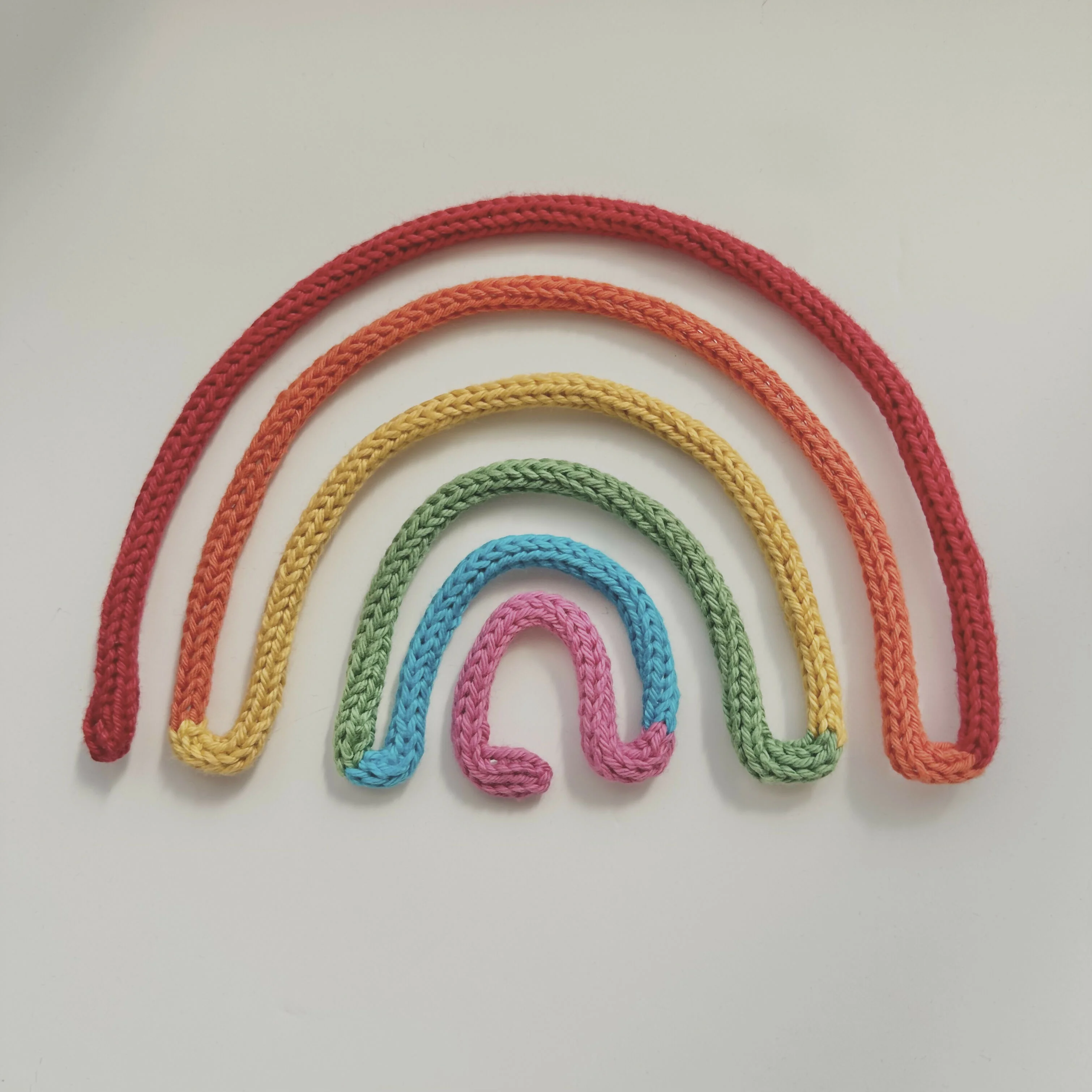 Bright Rainbow Wire Decoration - Image 2