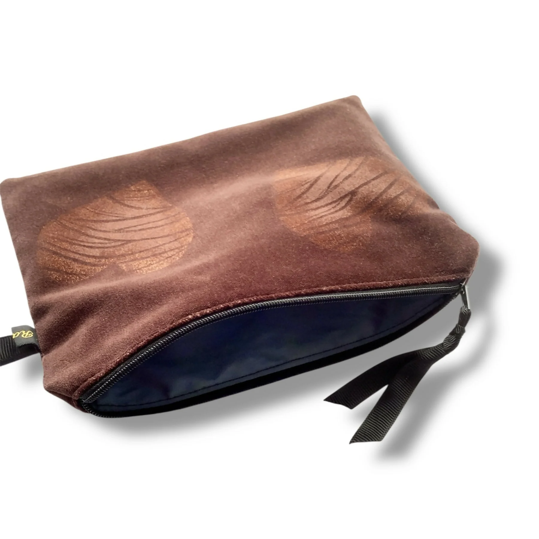 Brown Love Hearts Velvet Zip-Up Pouch - Image 3
