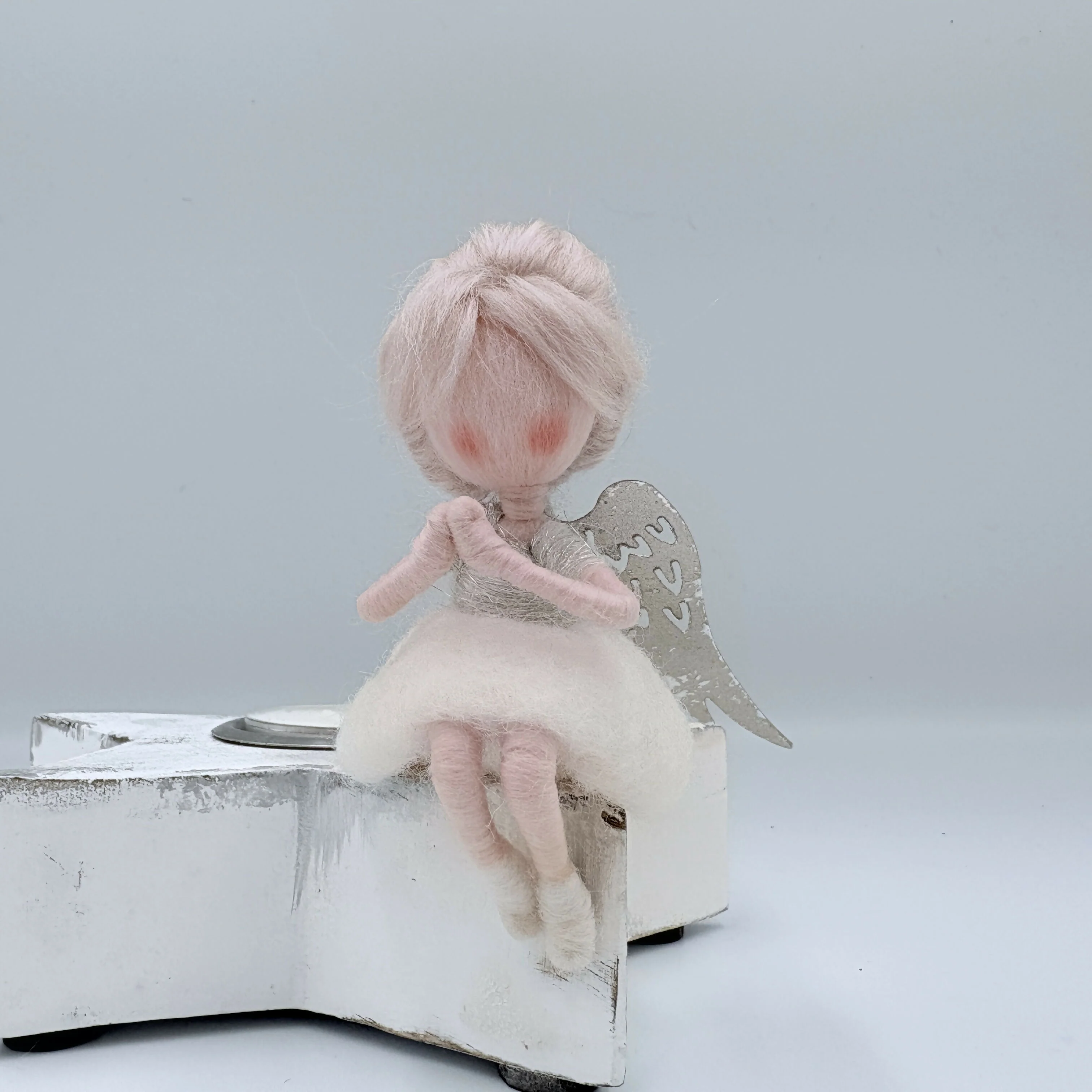‘Shine a light for a loved one’ - Image 3