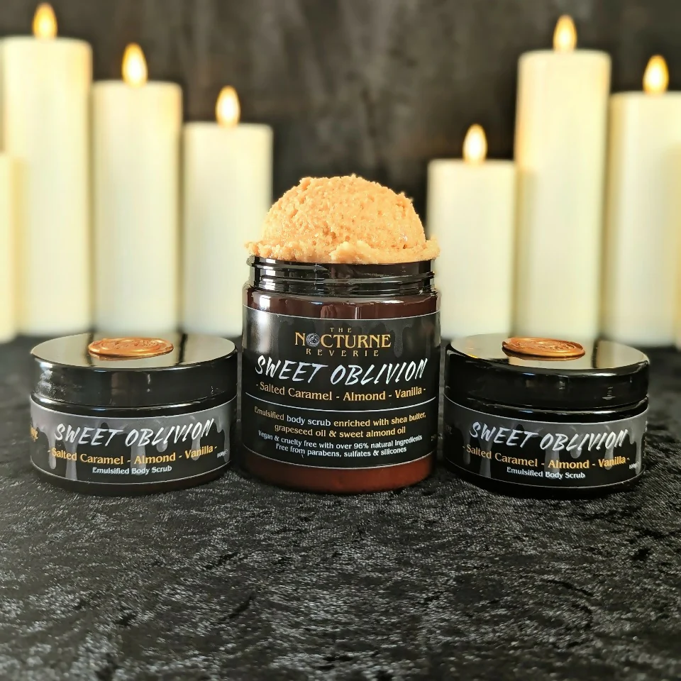 Caramel, Almond & Vanilla - Emulsified Sugar Body Scrub - Image 2