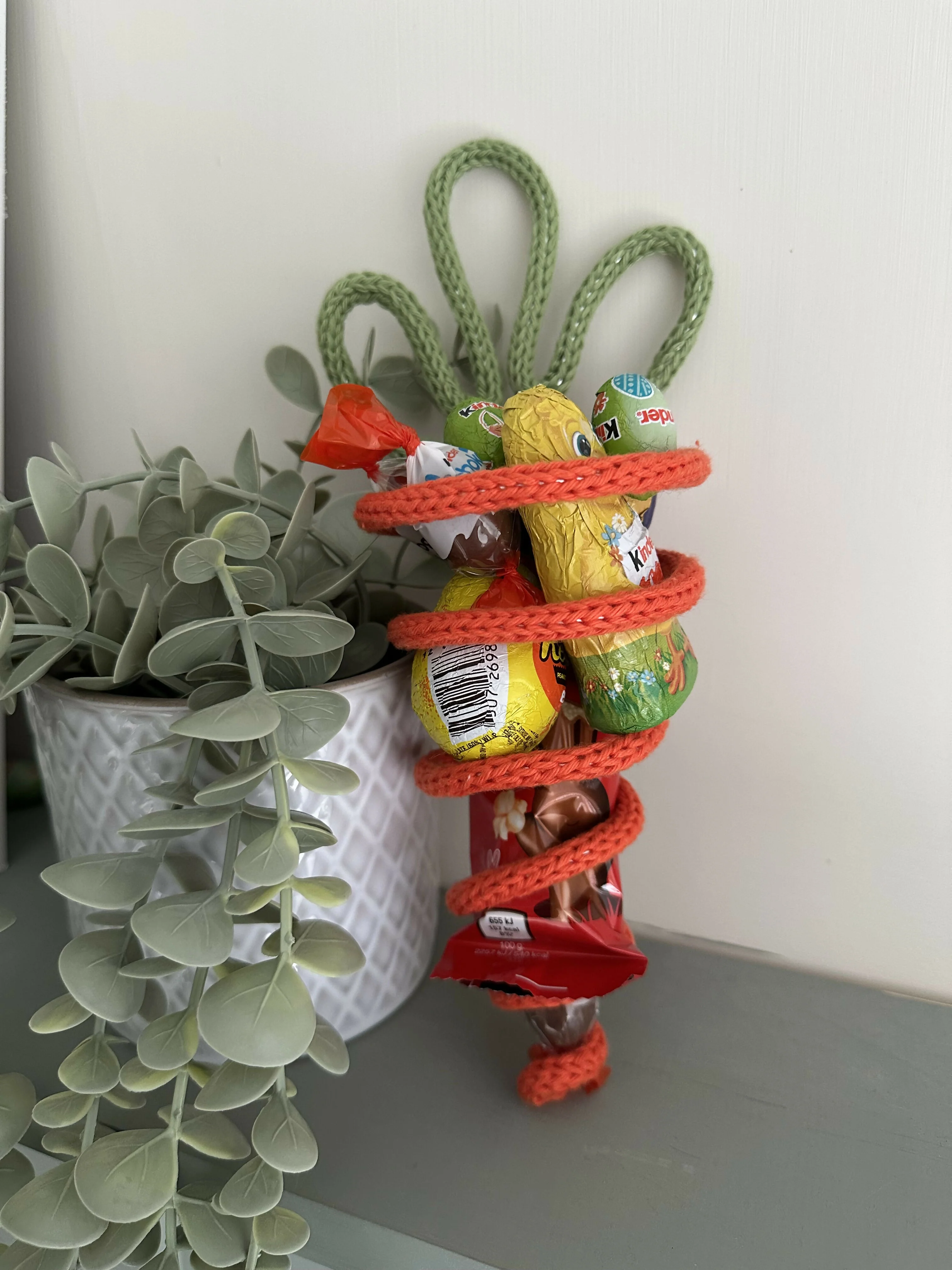 Carrot Shaped Easter Treat Holder - Image 2