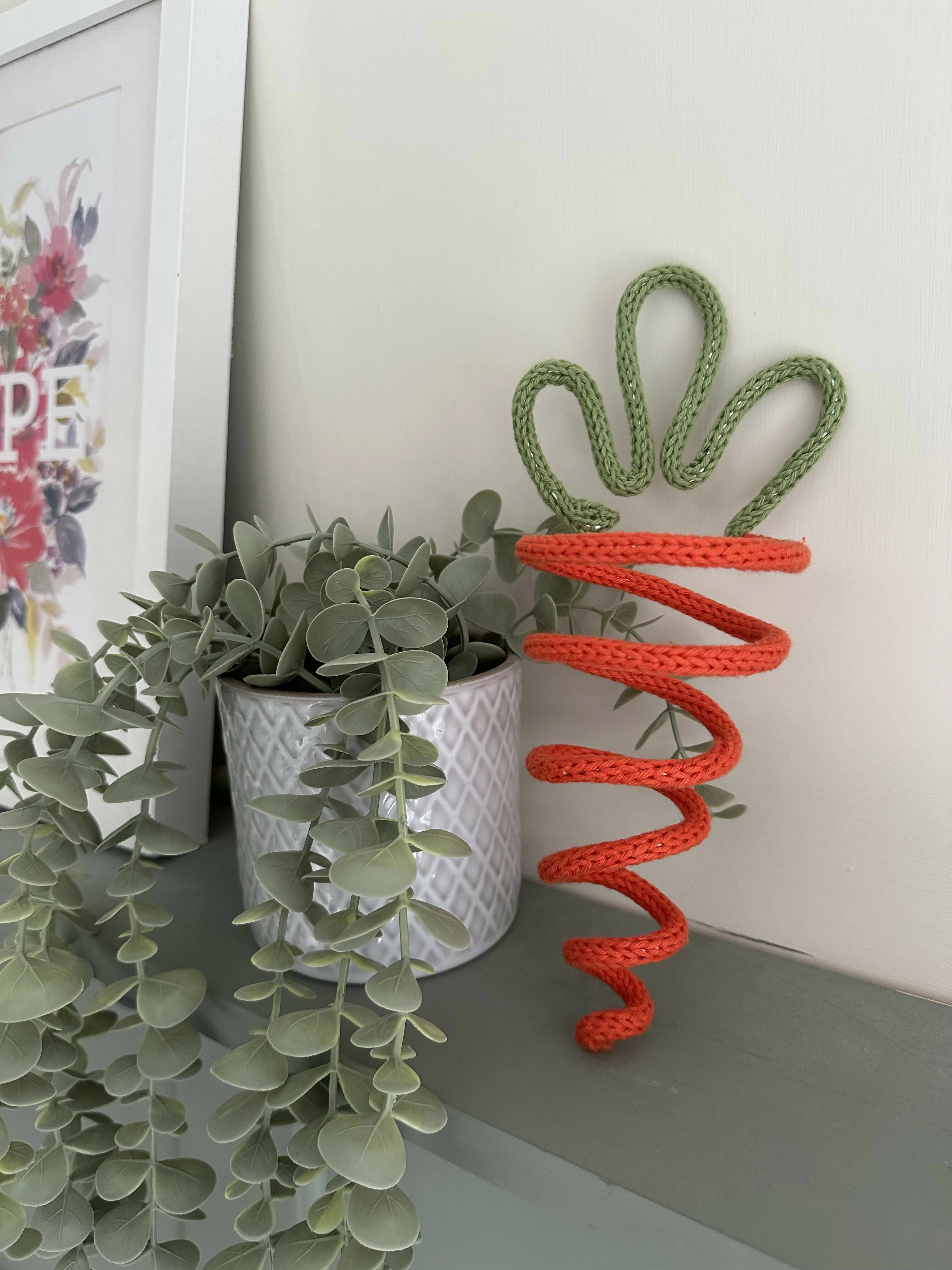 Carrot Shaped Easter Treat Holder - Image 3