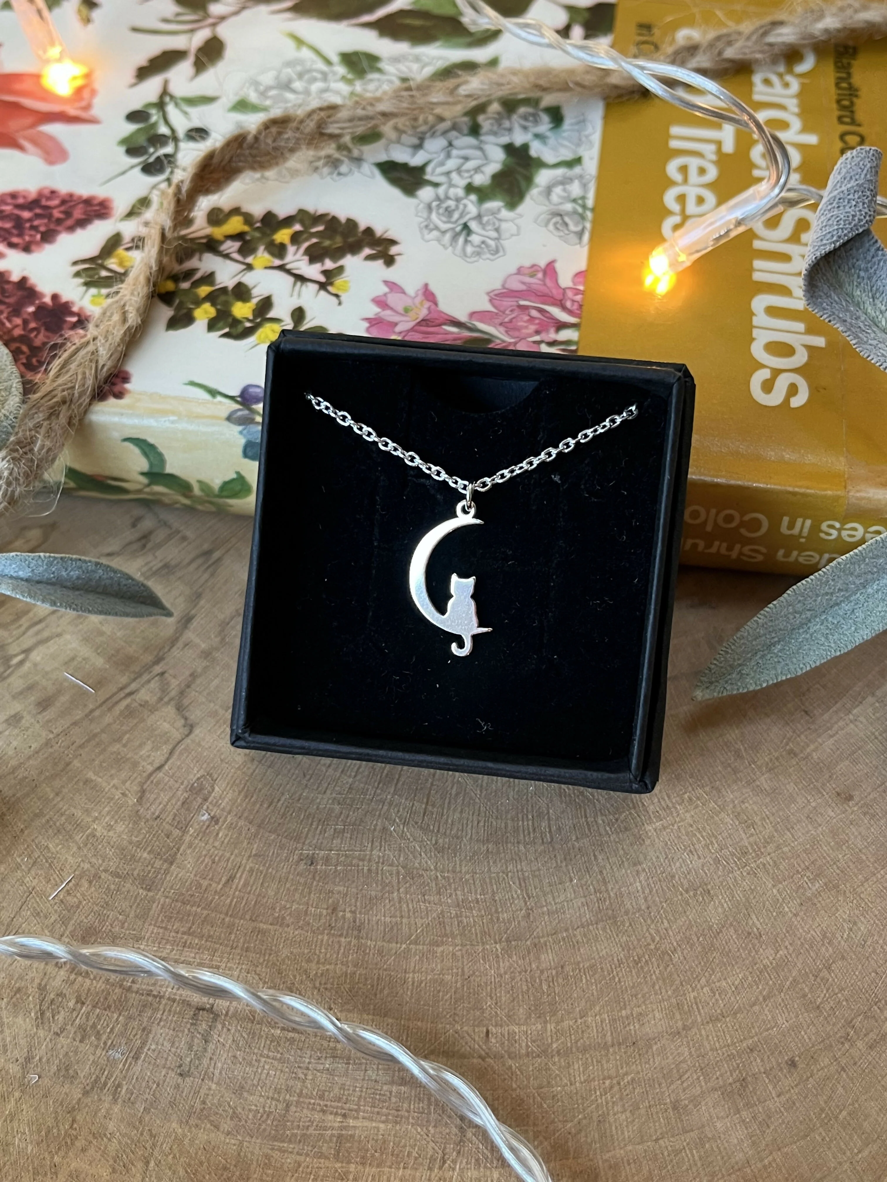 Cat Necklace