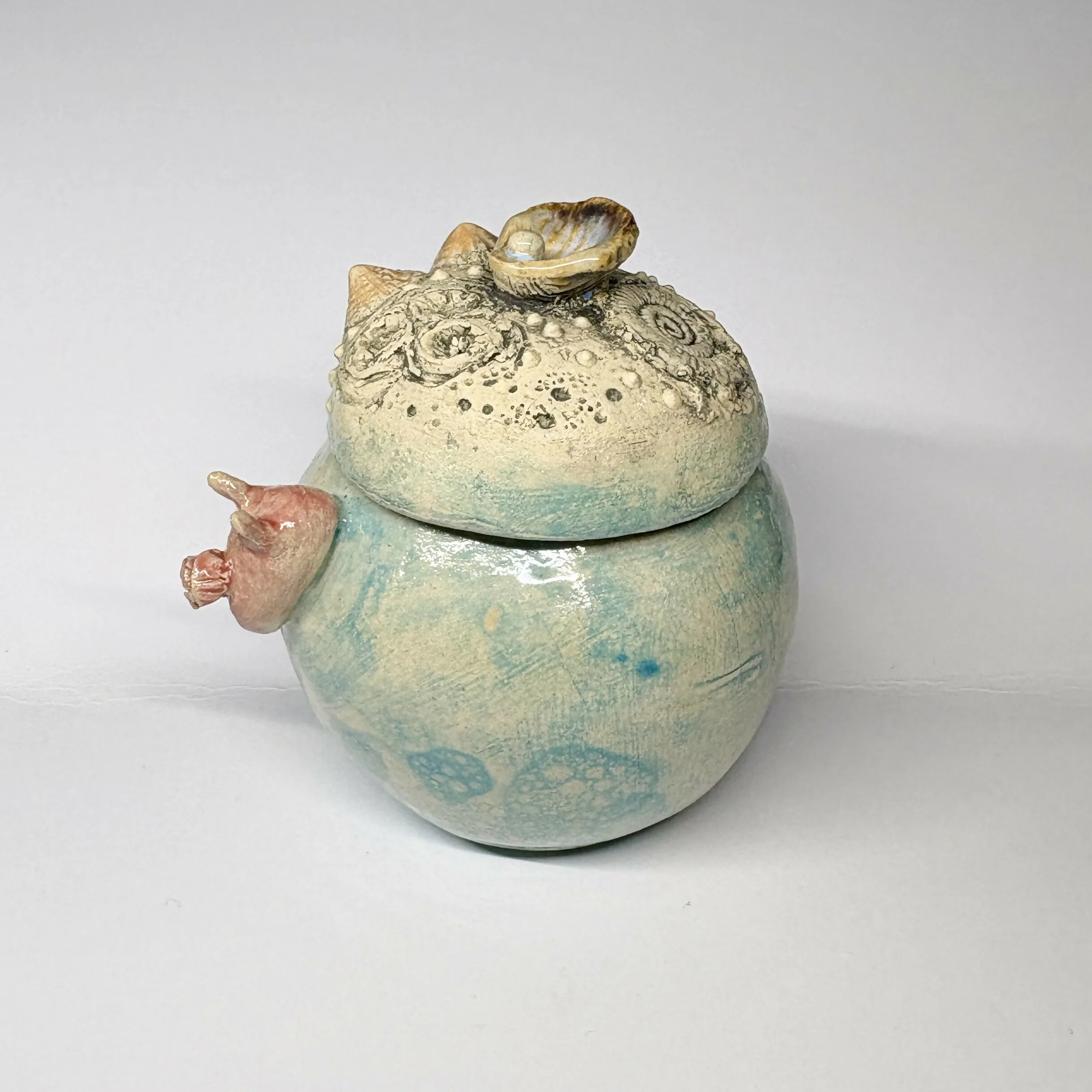 Ceramic Keepsake Lidded Pot - Image 2