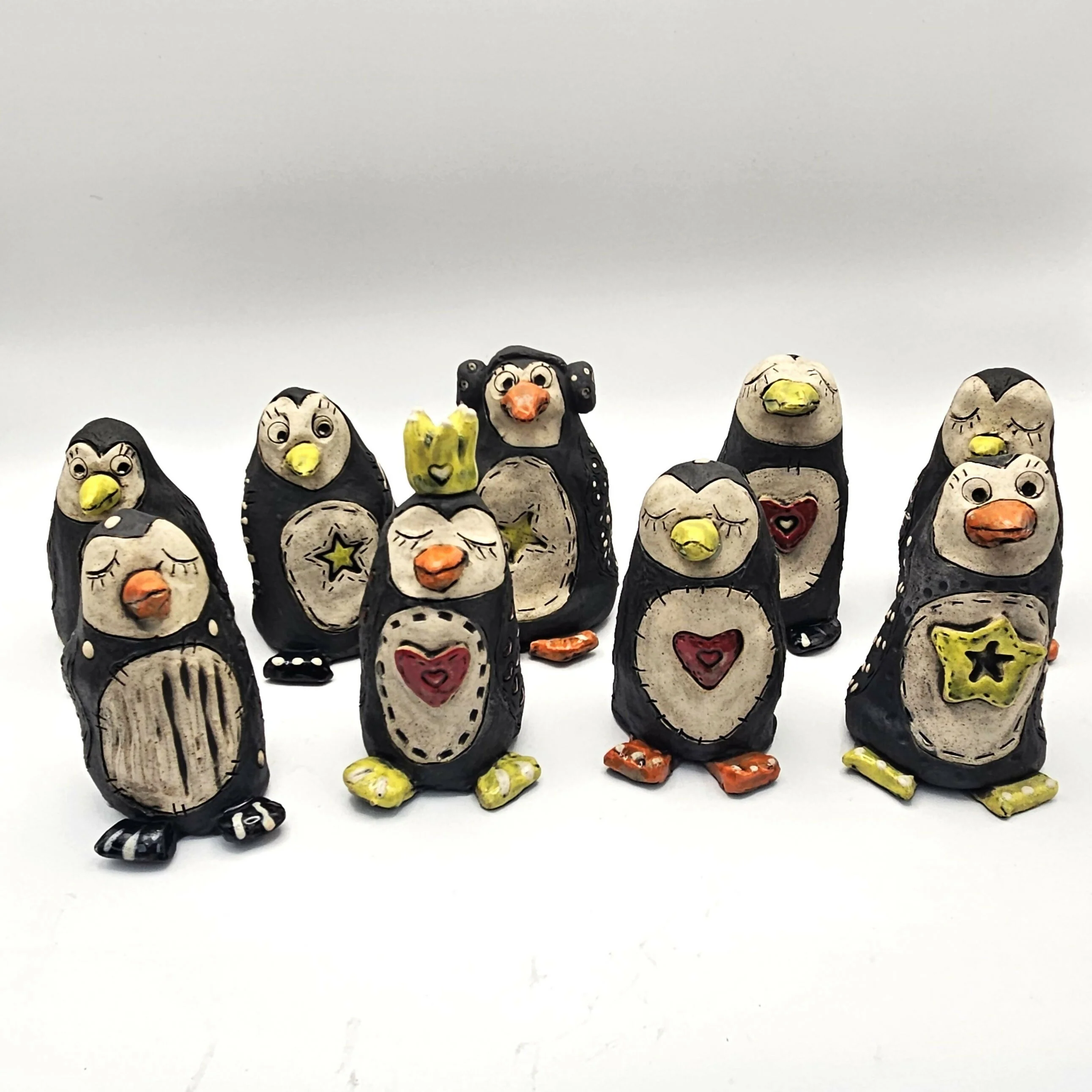 CHARMING CERAMIC PENGUIN.