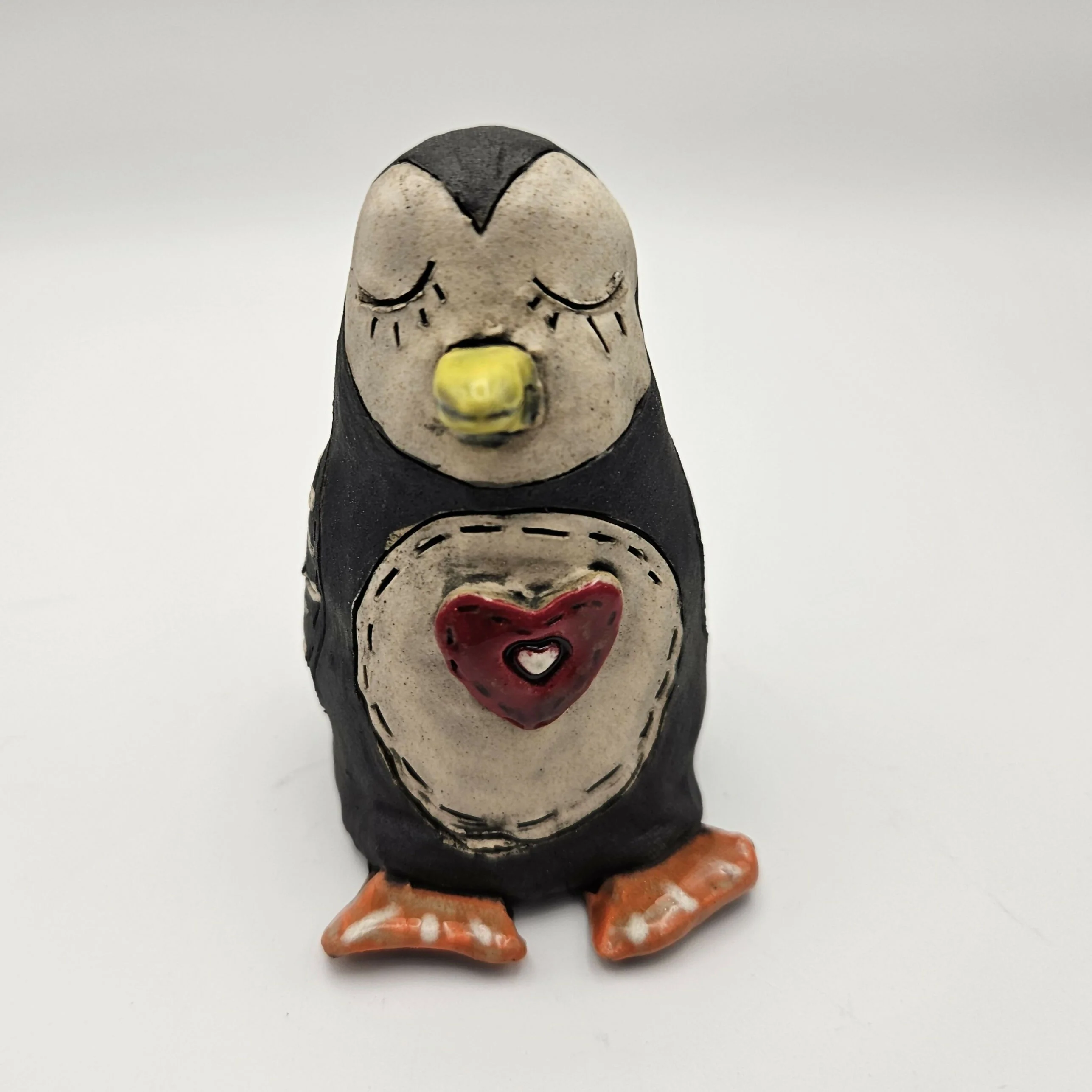 CHARMING CERAMIC PENGUIN. - Image 4