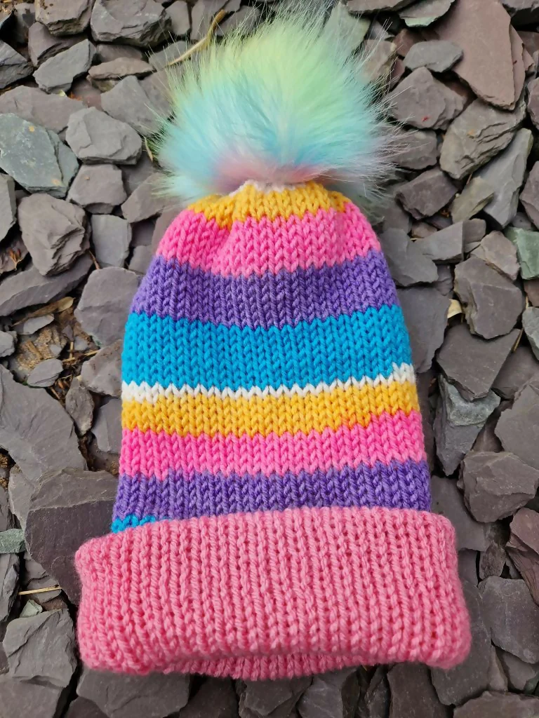 Childrens Bobble Hats - Image 2