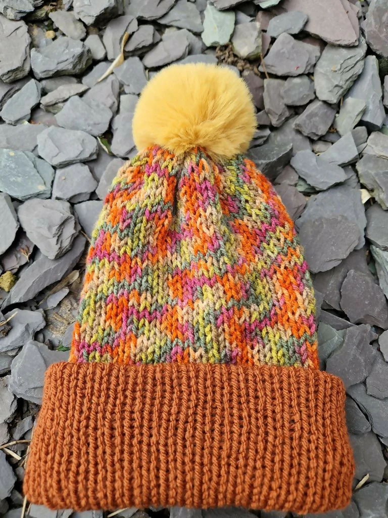 Childrens Bobble Hats - Image 3