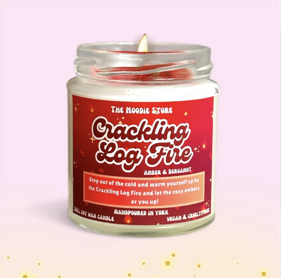 Crackling Log Fire - Amber & Bergamot Fragranced Vegan Soy Wax Candle - Image 2
