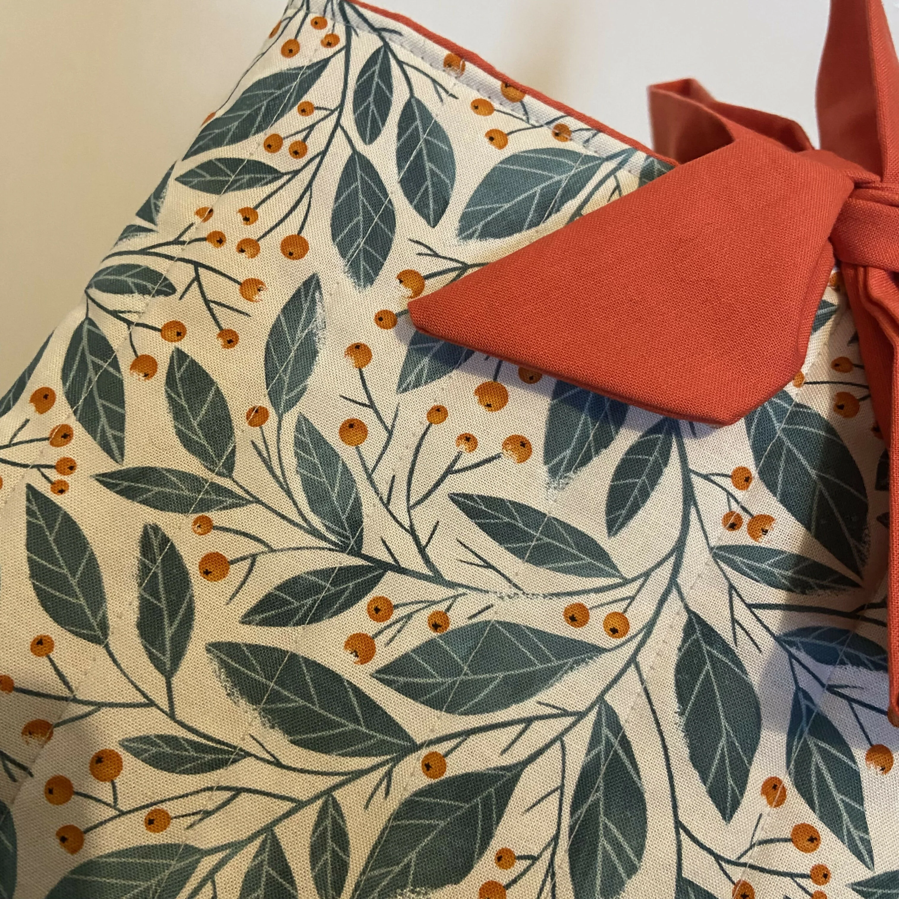 Cream Festive Berry Design Book Pouch - Image 2