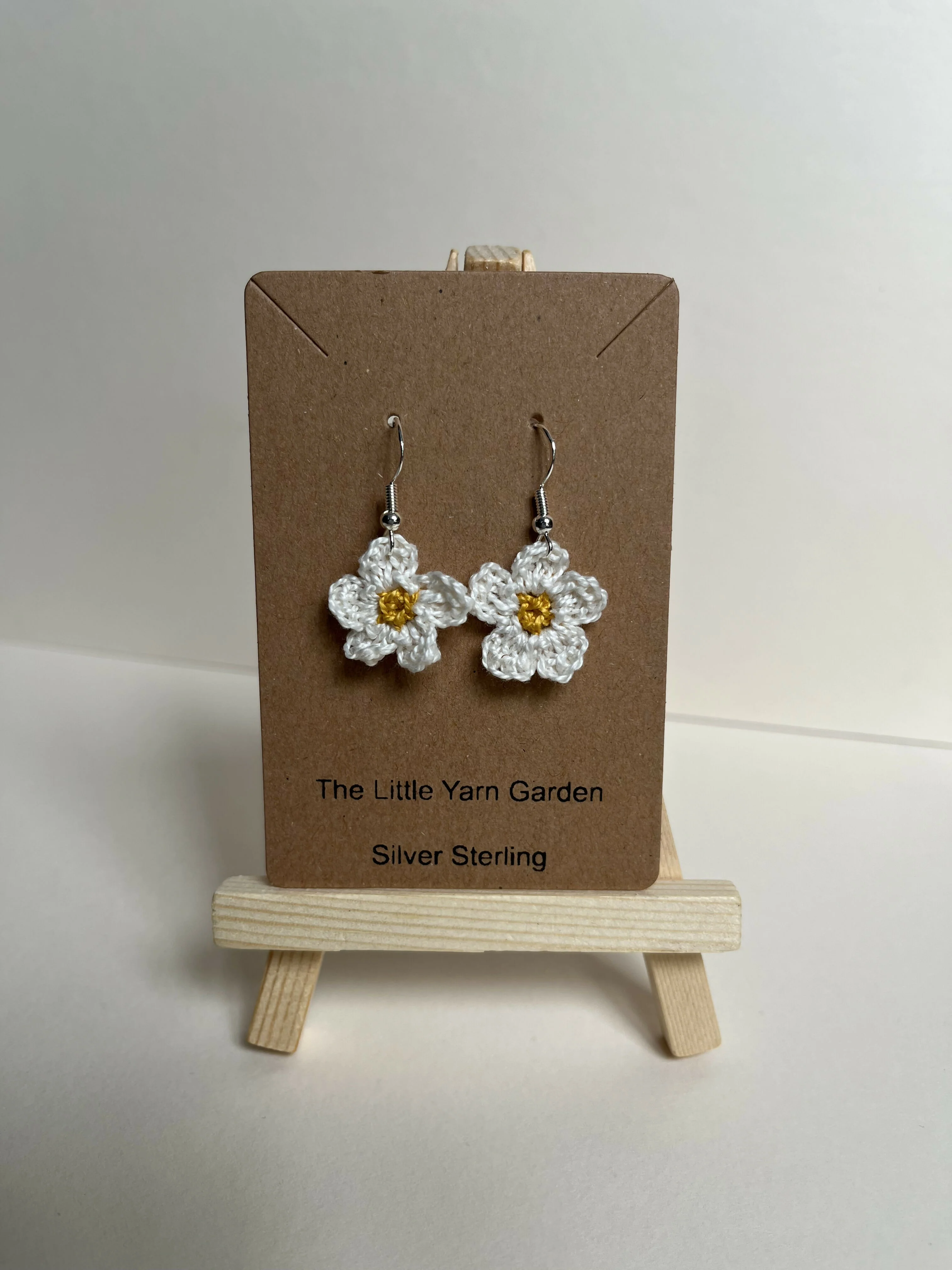 Crochet Daisy Earrings