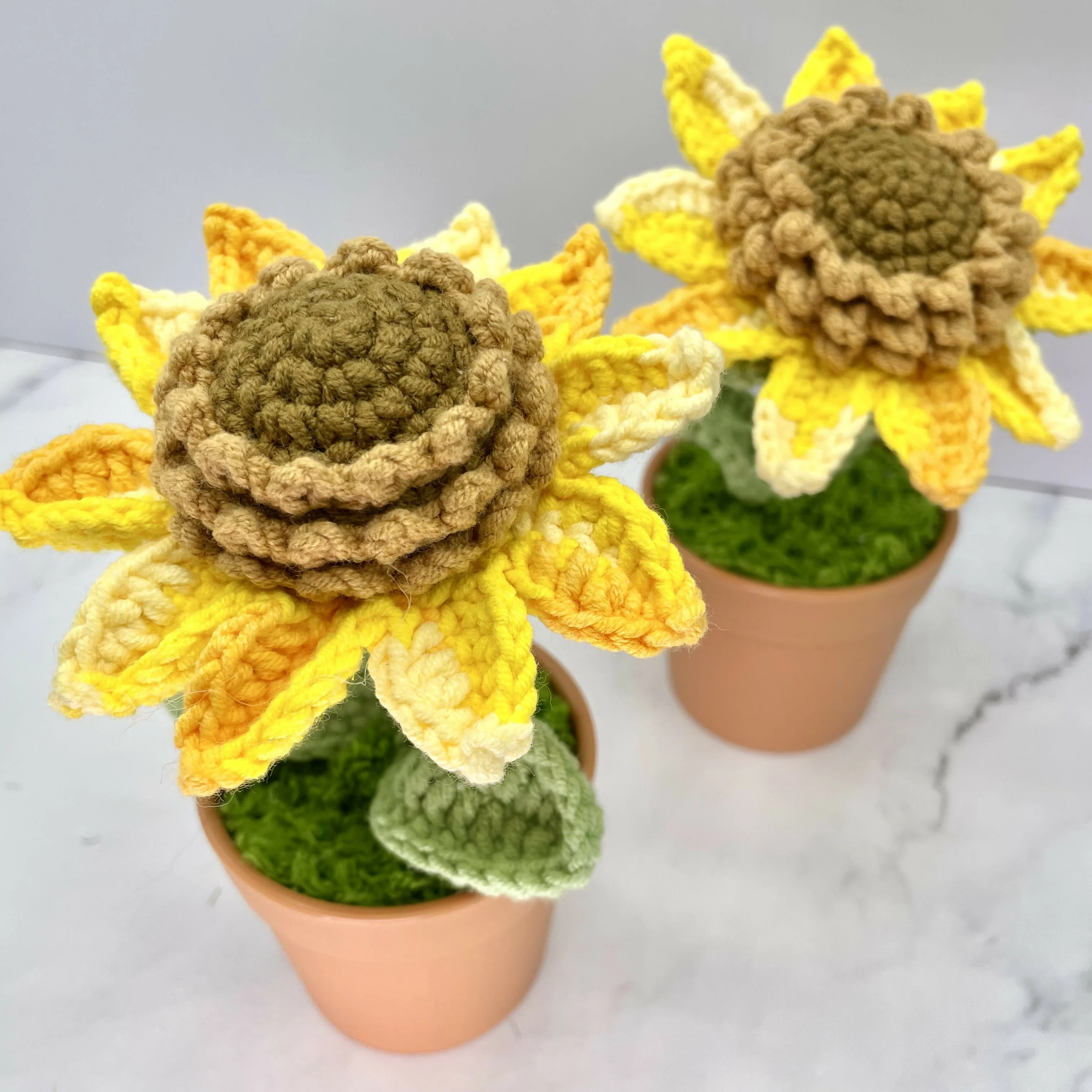 Crochet Luxury Medium Sunflower In Plant Pot - Image 3