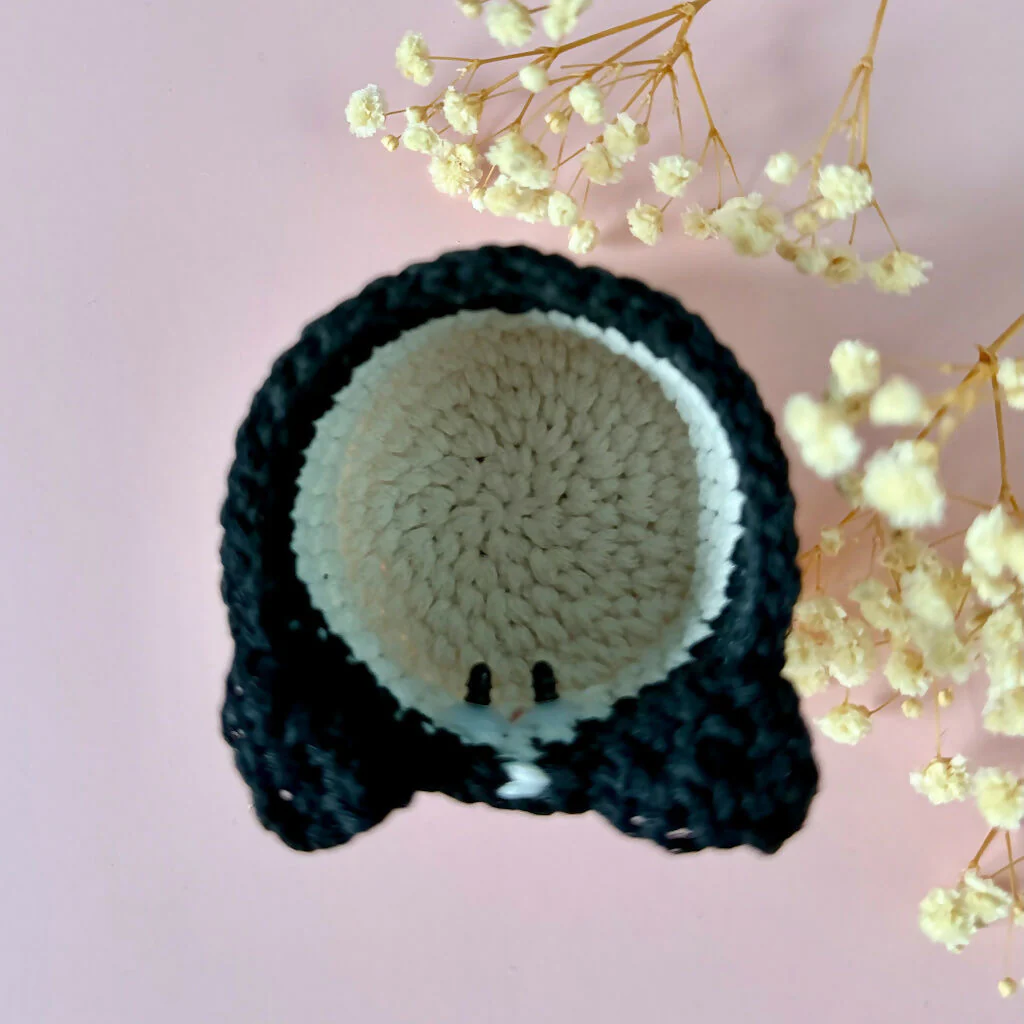 Crochet Petite Cat Basket - Image 3