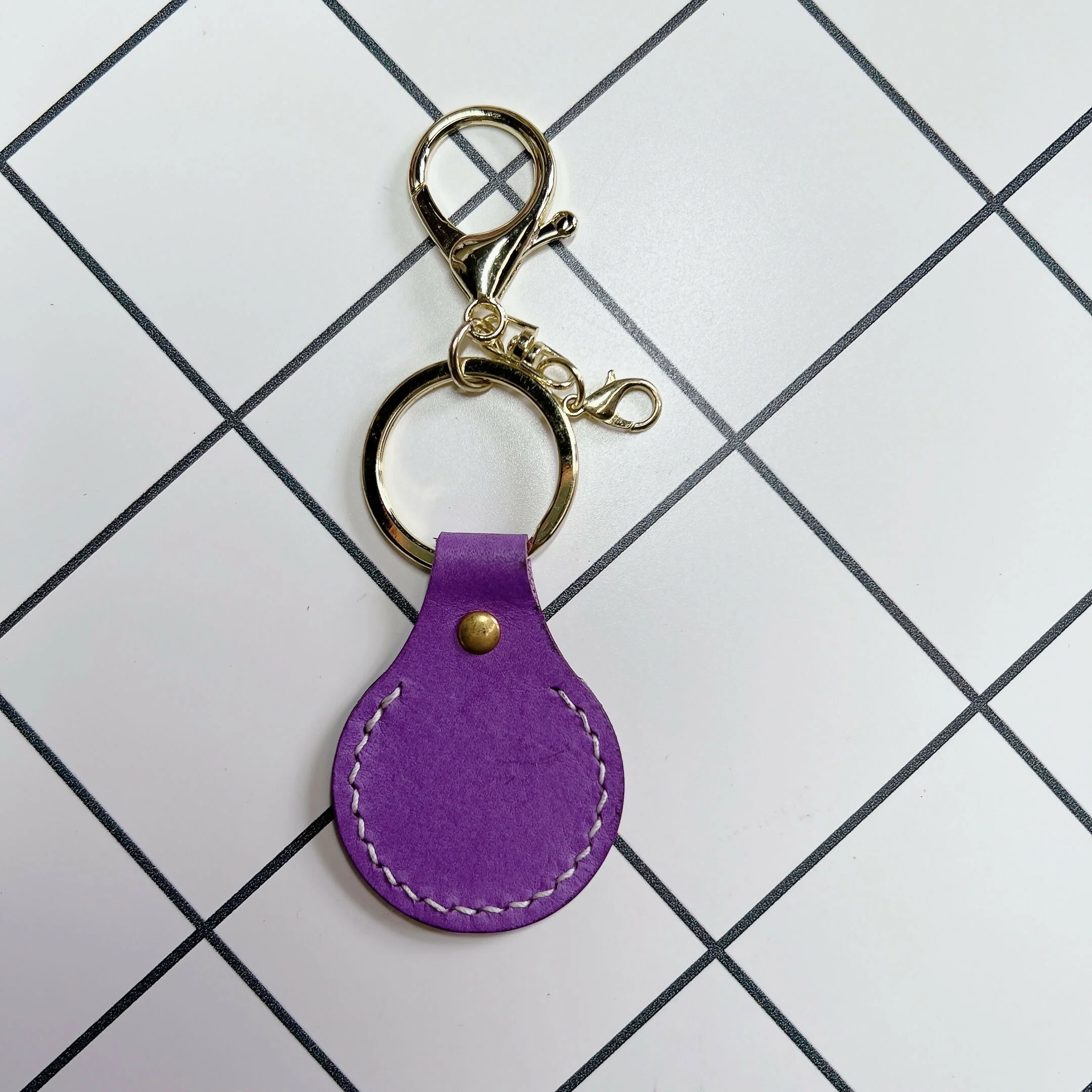 Curved Leather Keyring - Blank - Image 3