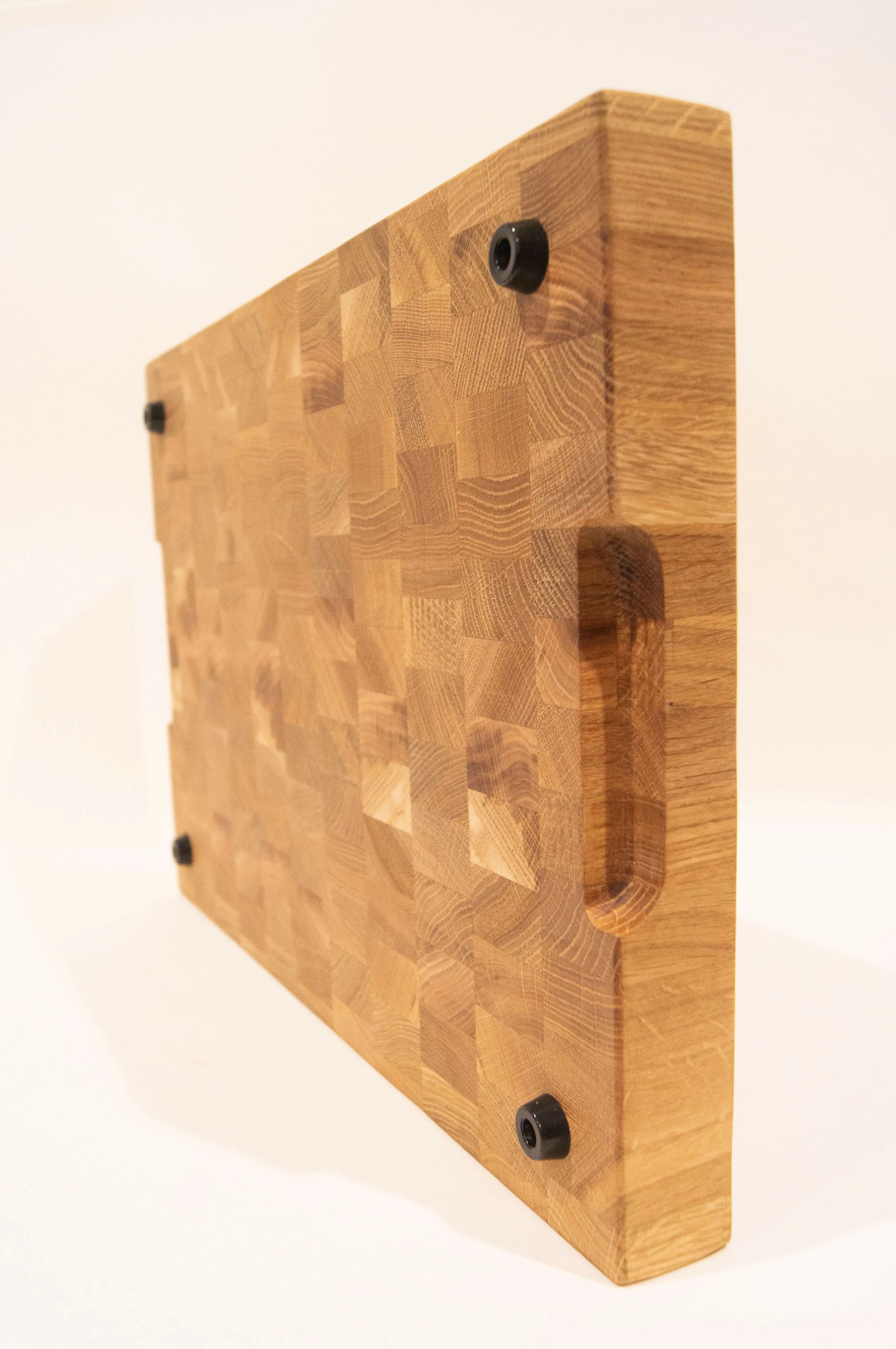End-grain Oak Chopping Board - Image 3