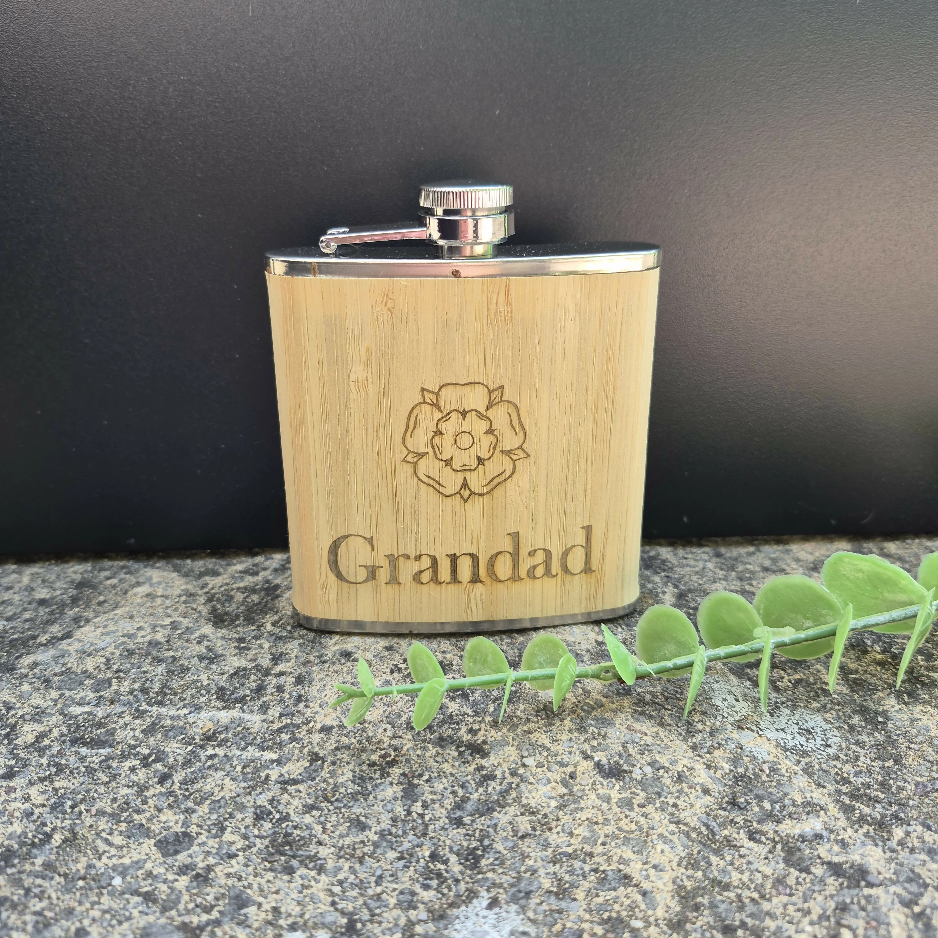 Engraved Bamboo & Stainless Steel Hip Flask – 6oz Gift for Father's Day, Birthday or Christmas - Grandad Yorkshire Rose Design
