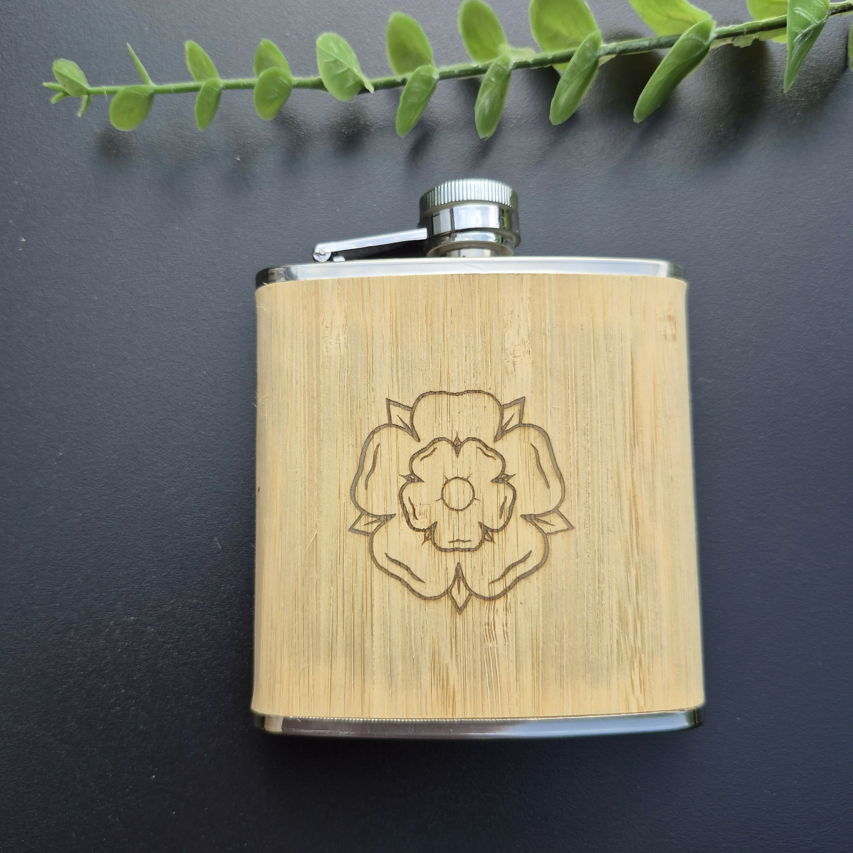 Engraved Bamboo & Stainless Steel Hip Flask – 6oz Gift for Father's Day, Birthday or Christmas - Yorkshire Rose Design - Image 2