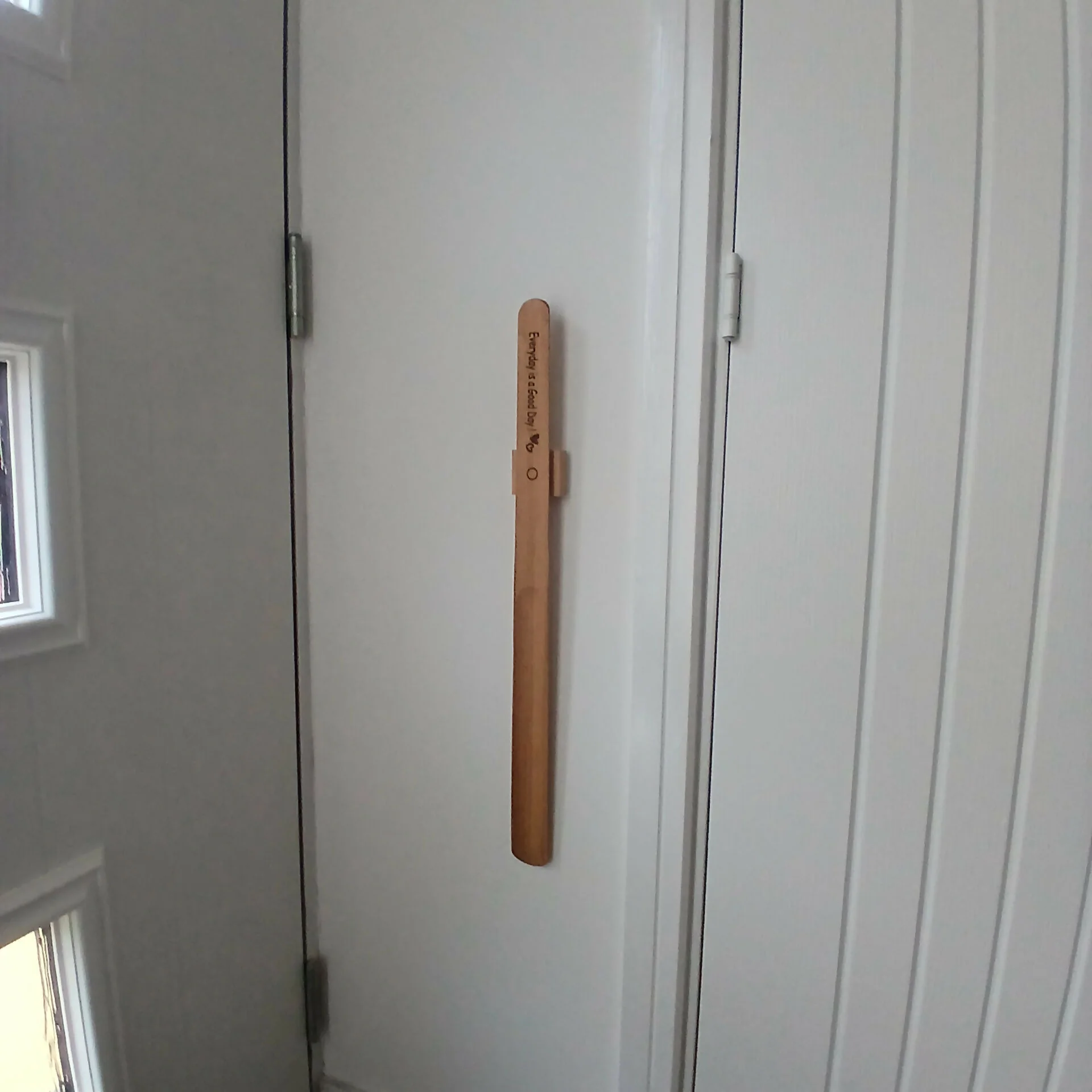 Everyday is a Good Day Wooden Shoehorn - Image 3