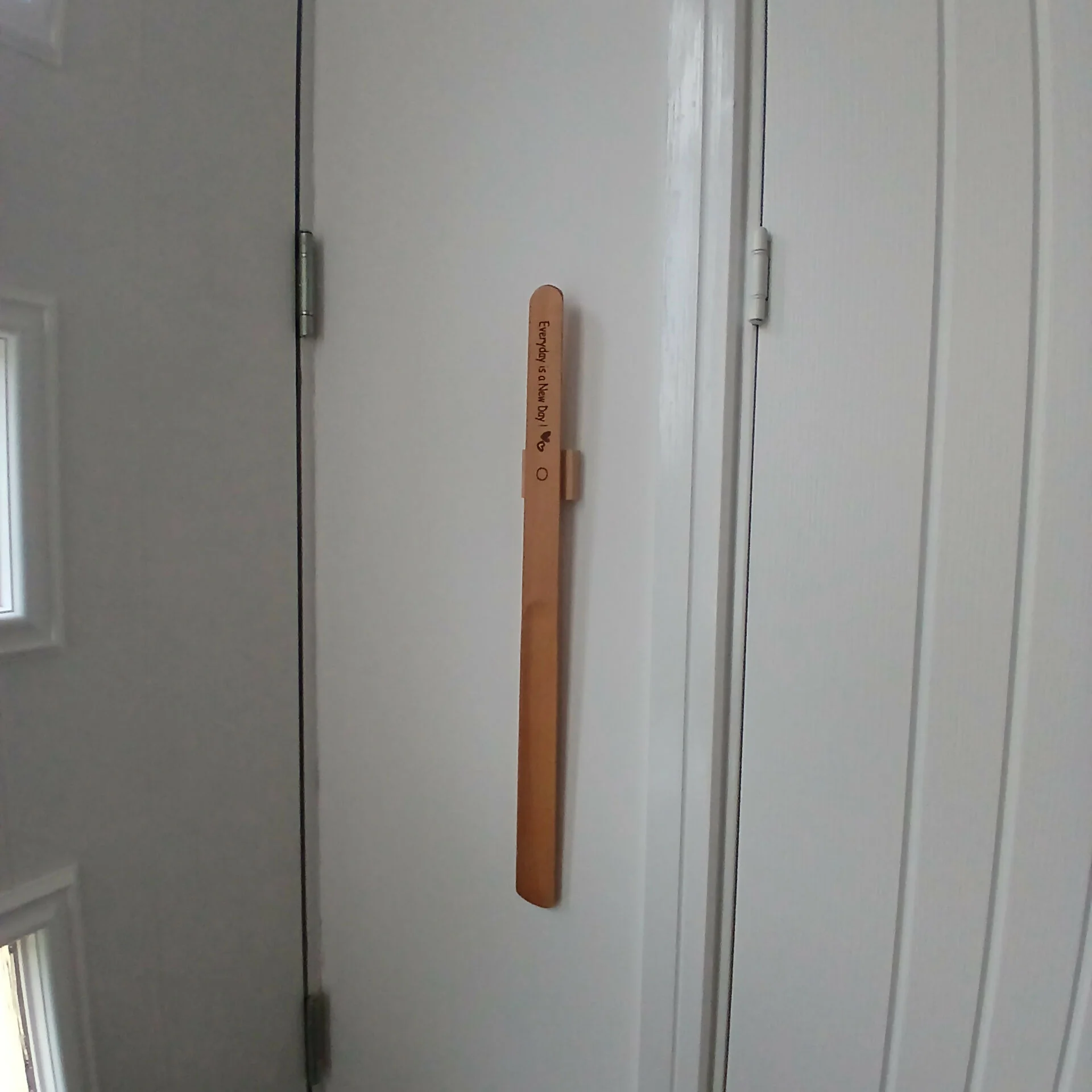 Everyday is a New Day Wooden Shoehorn - Image 2