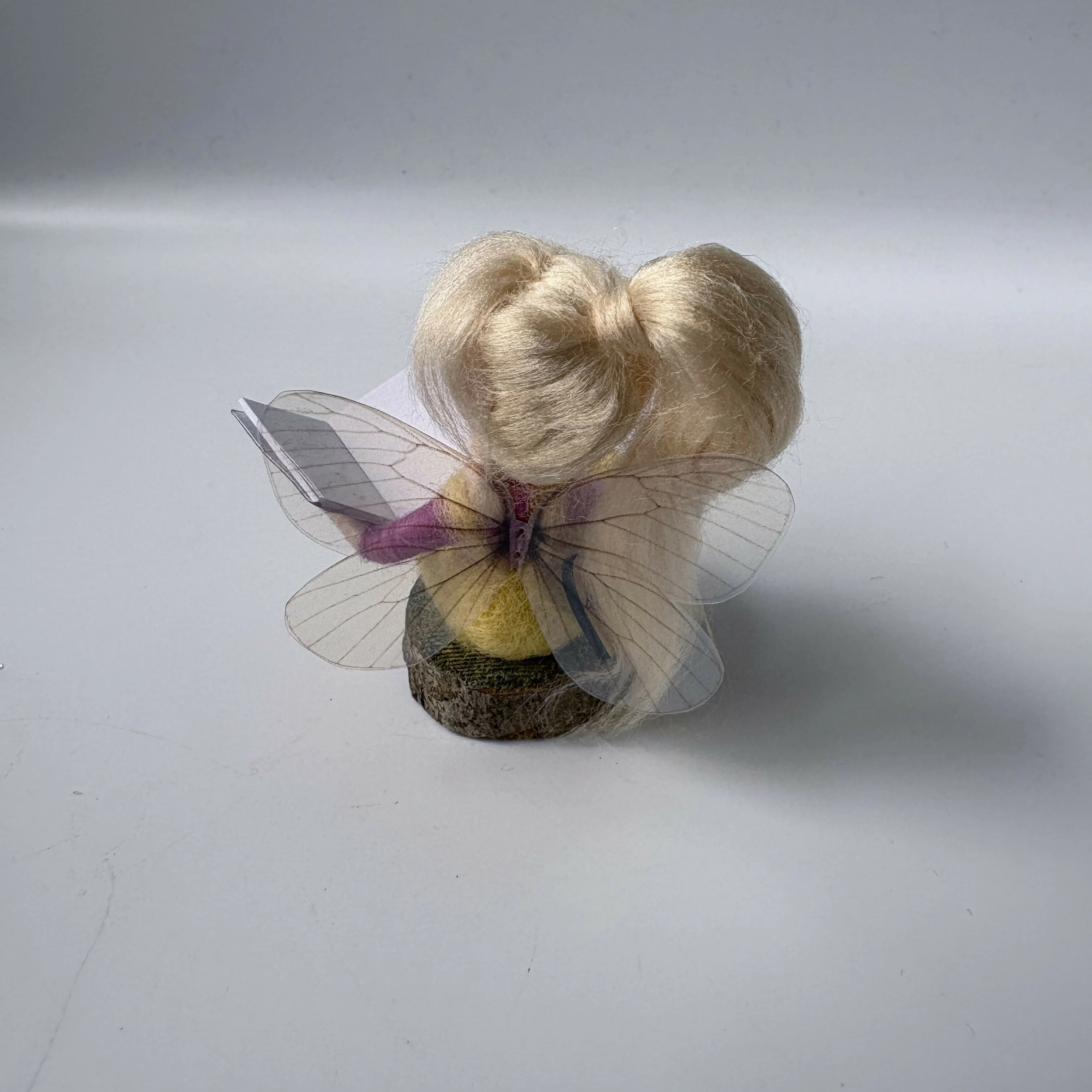 Fairy Sat Reading - Image 3
