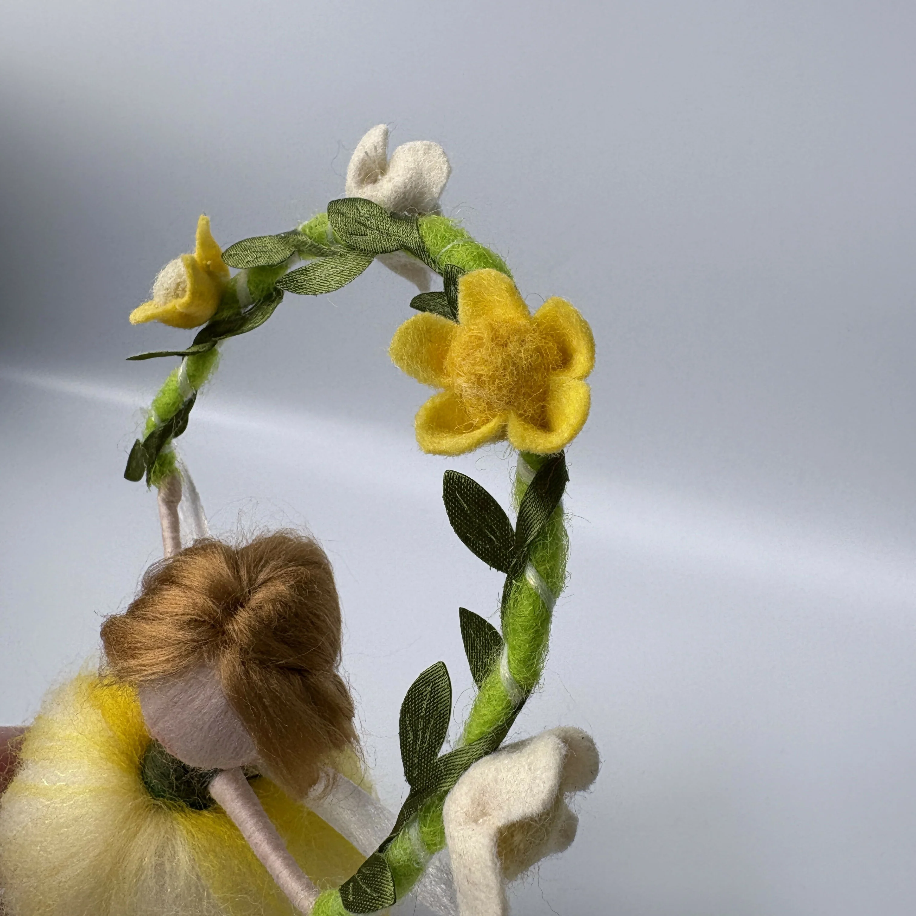 Fairy With Flower Garland - Image 4