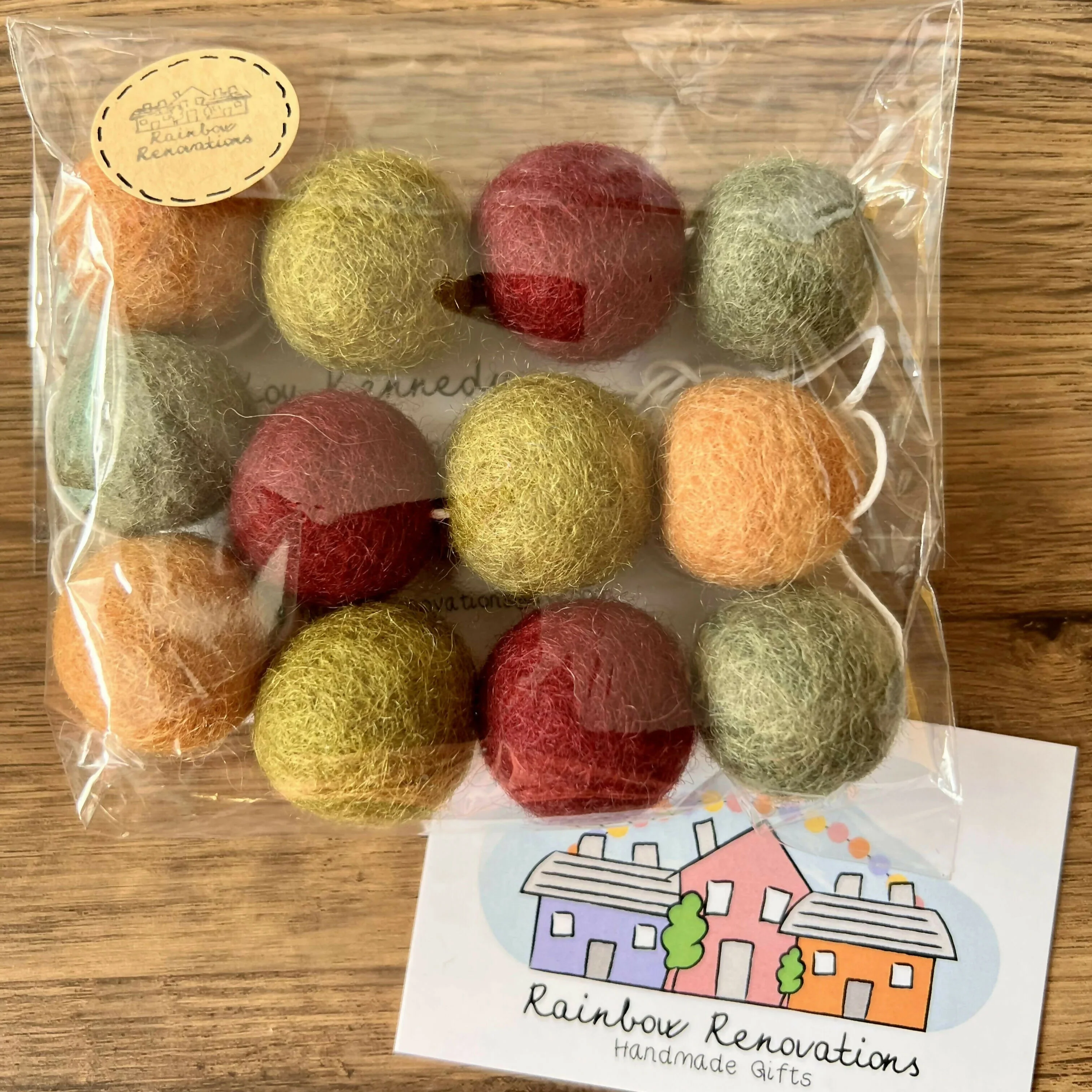 Feltball Garland (12 feltballs)