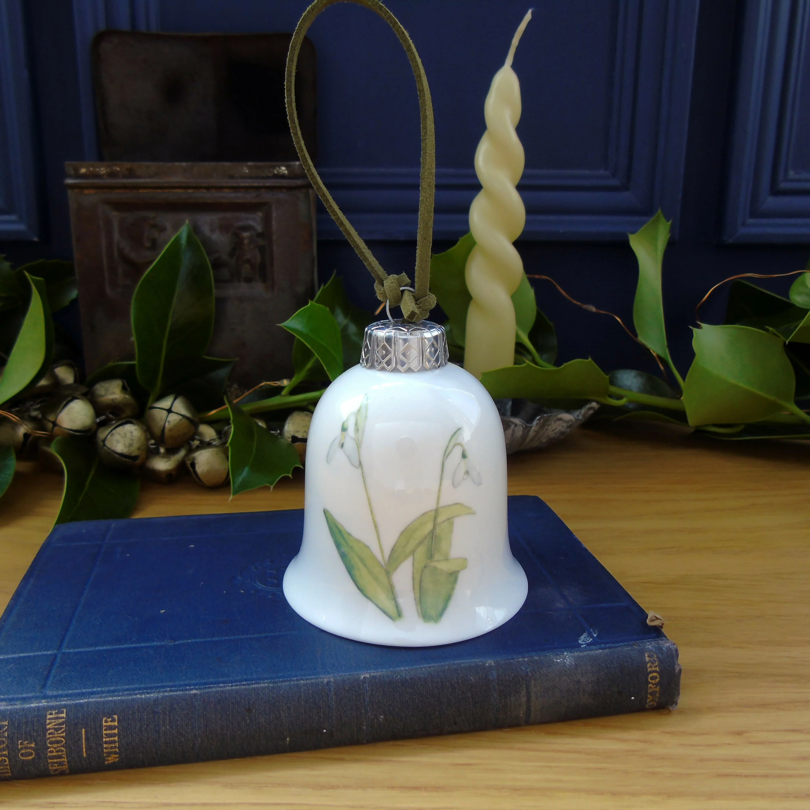 Fine Bone China Snowdrops Bell Decoration - Image 2