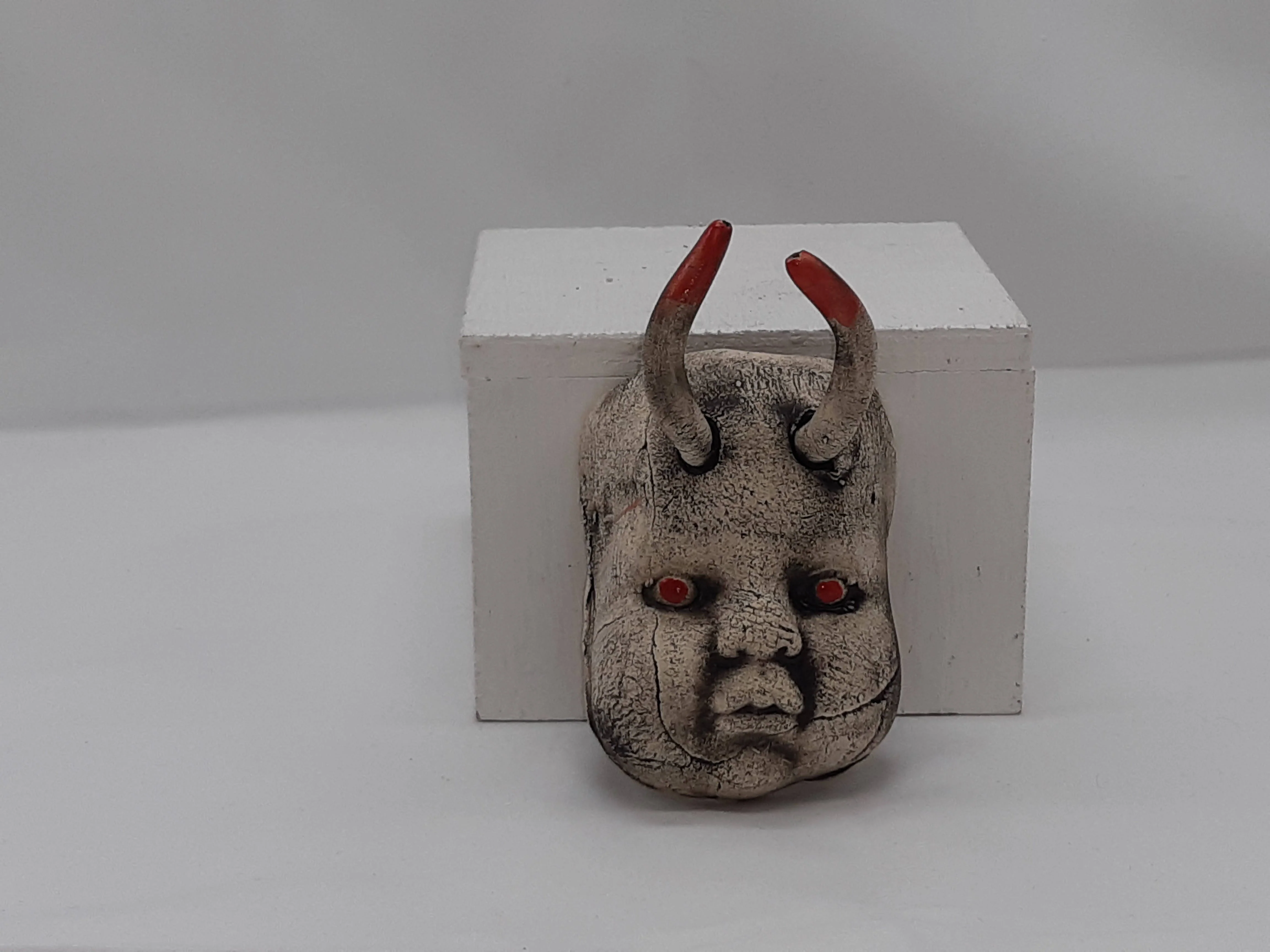 Floating Ceramic Heads - Image 2